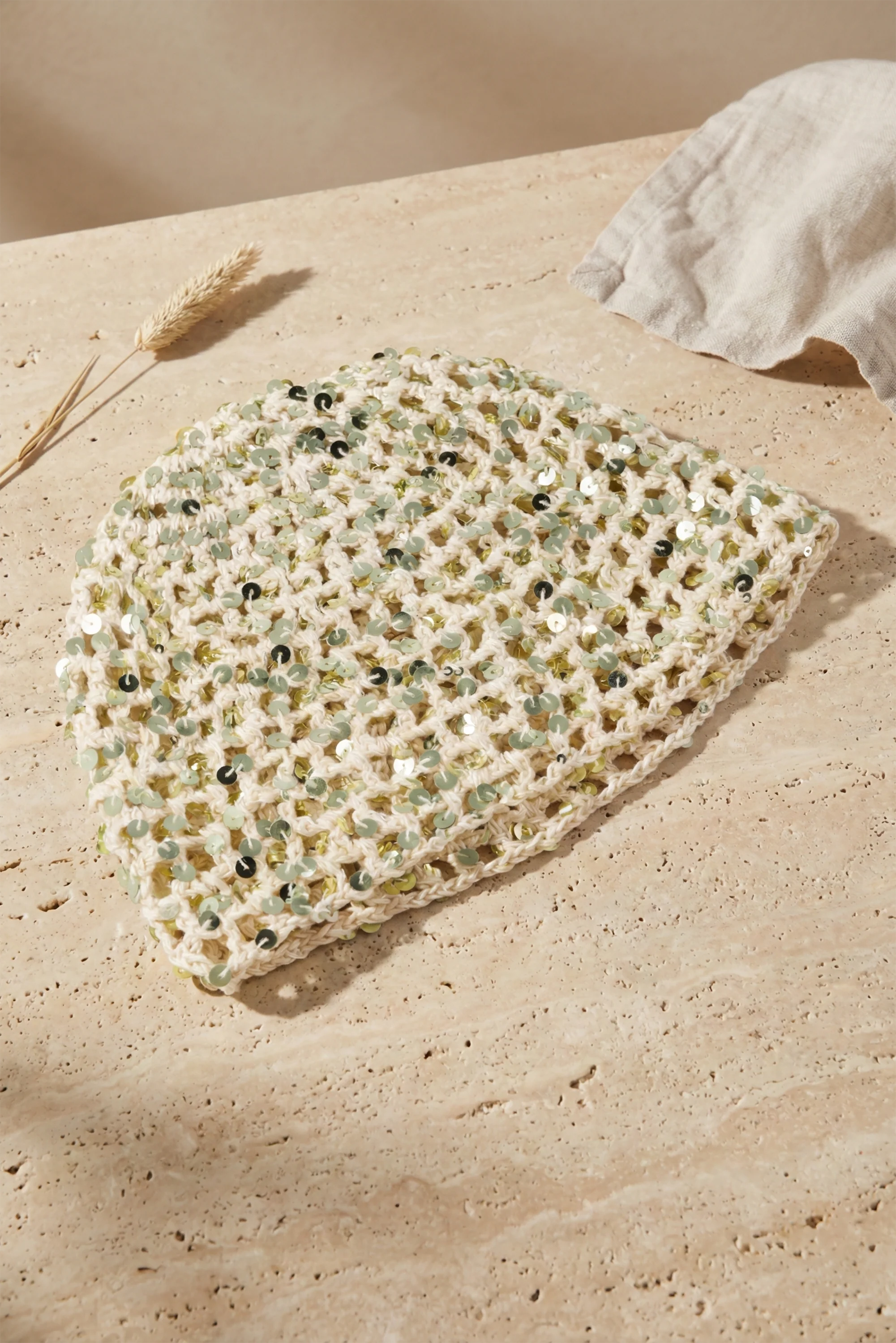 Beanie tejido lentejuelas