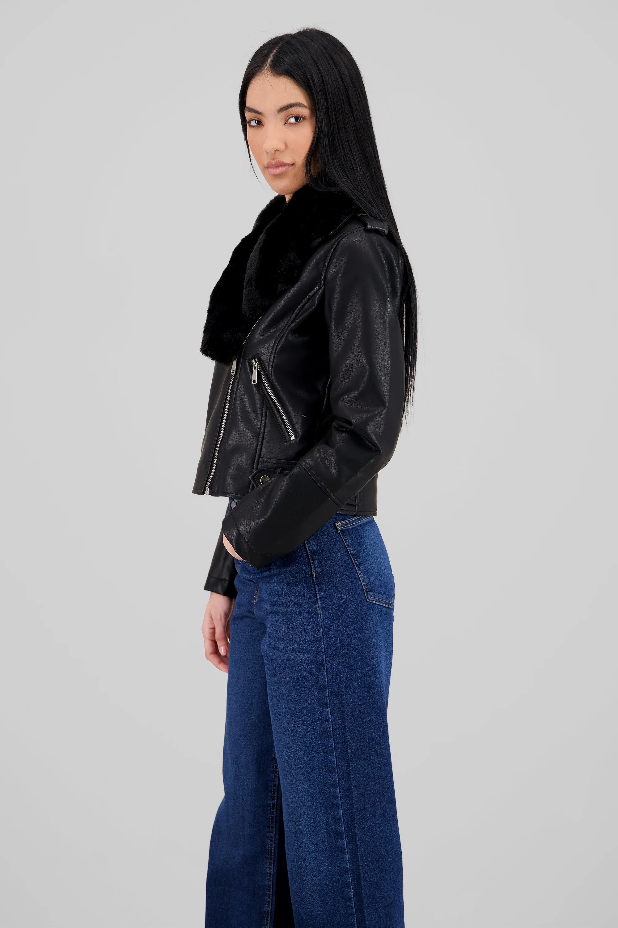 Biker PU con peluche - Image 3