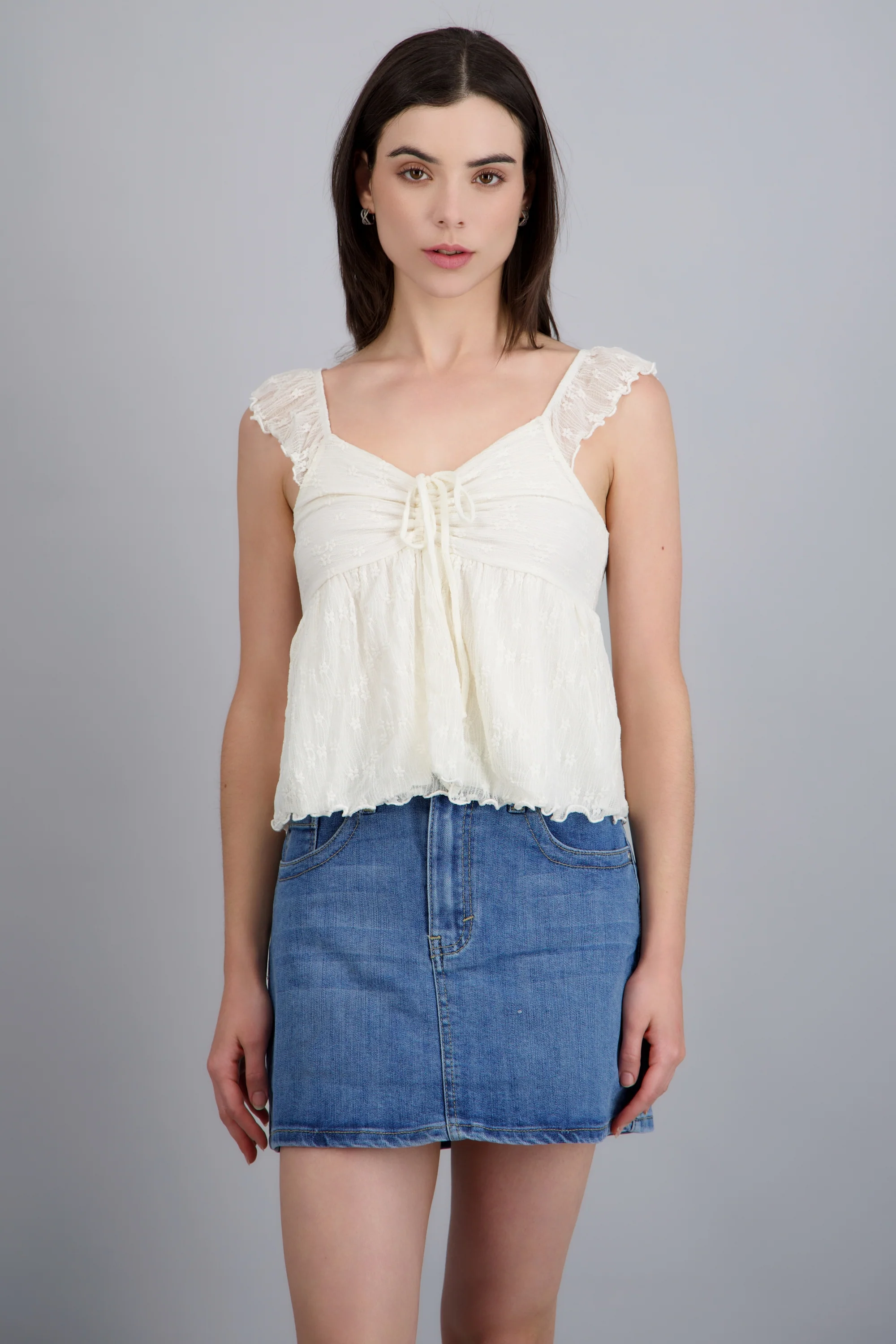Blusa encaje tirantes olanes