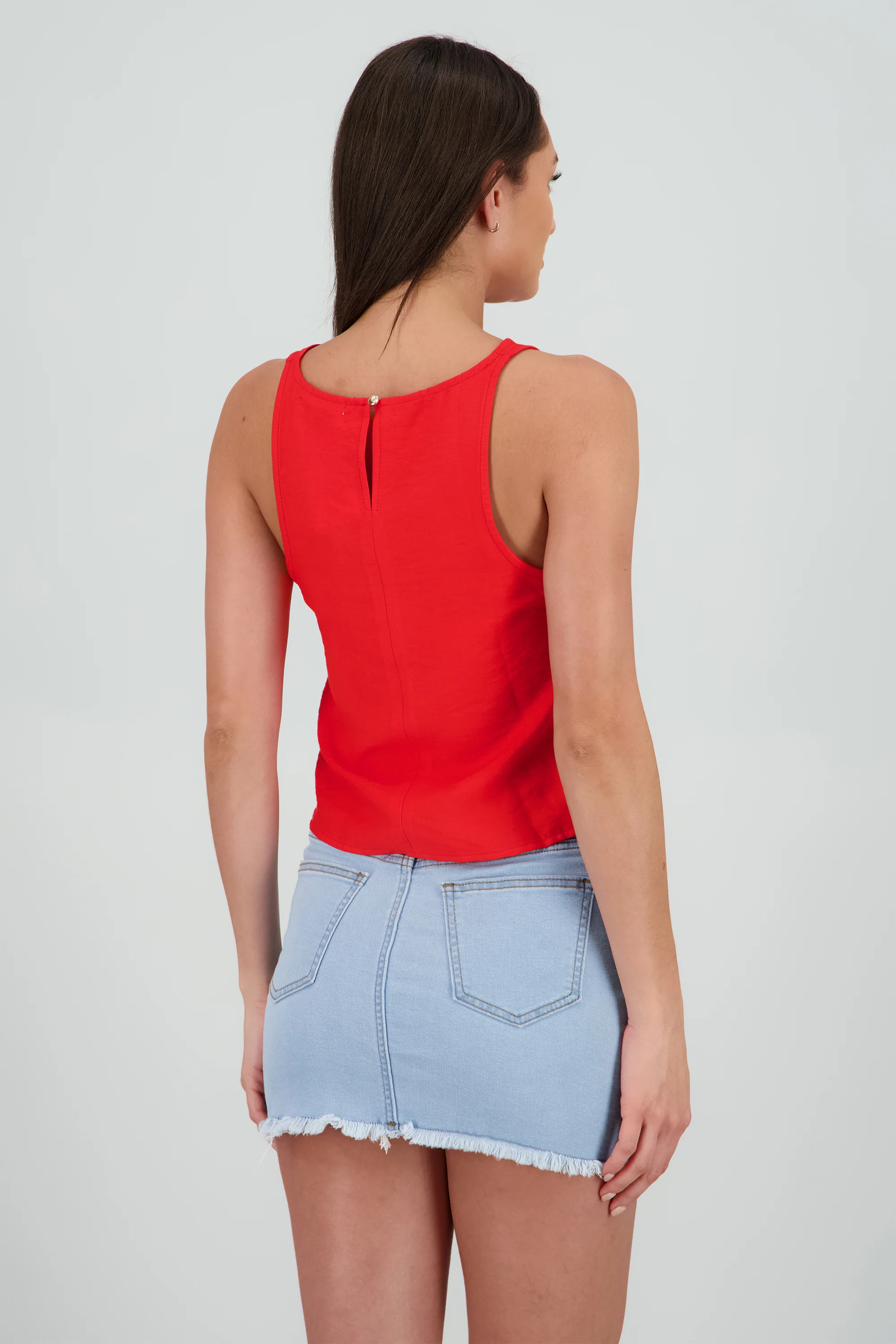 Blusa fluida sin manga - Image 4