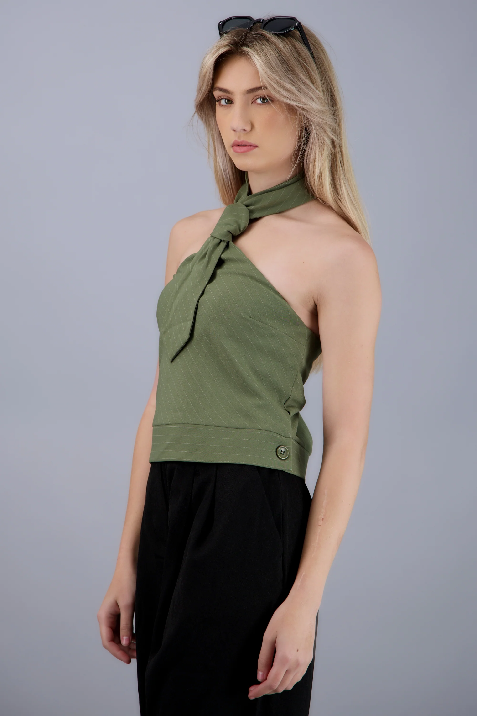Blusa halter de rayas con corbata - Image 4