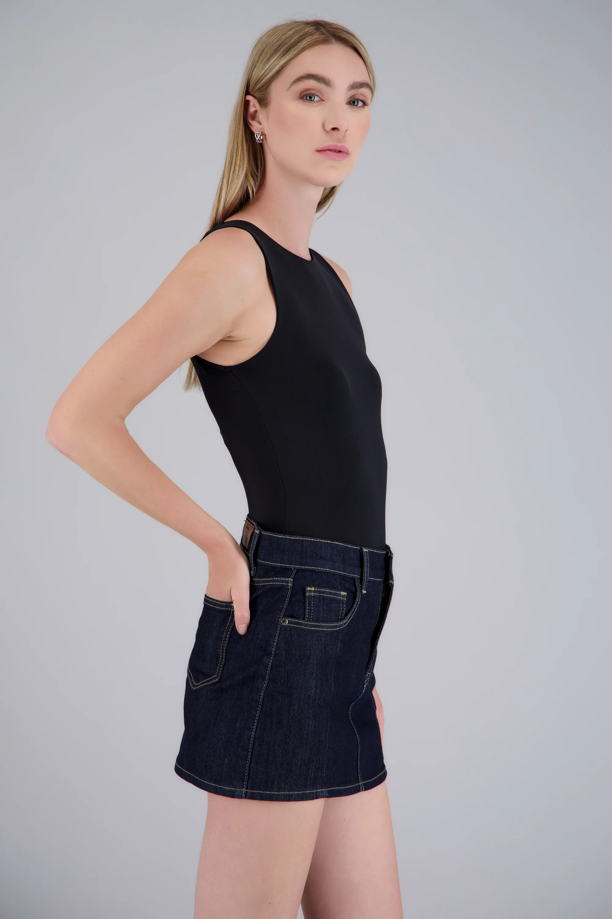 Body cuello redondo sin mangas - Image 2
