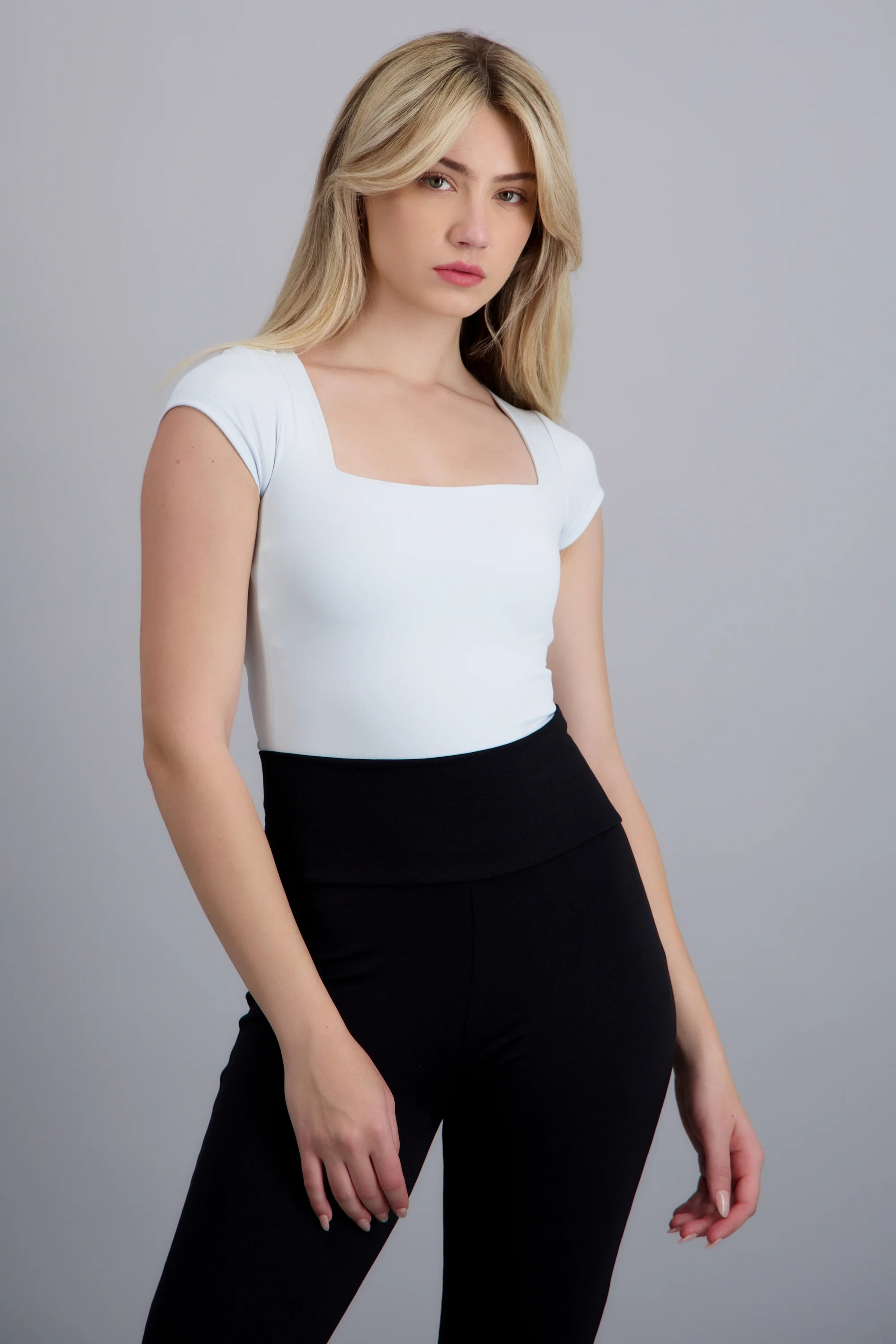 Bodysuit escote caudrado