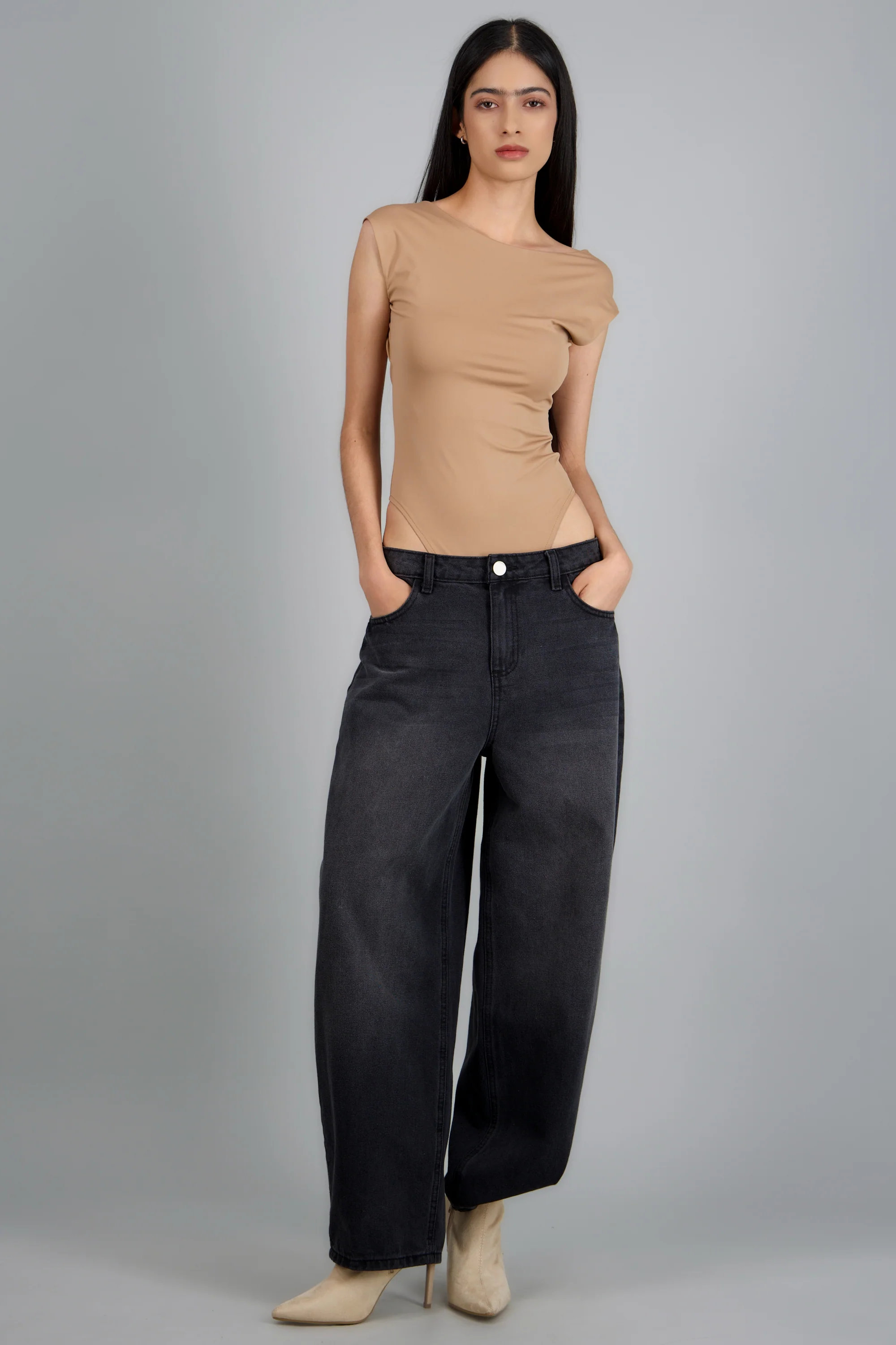 Bodysuit liso escote redondo - Image 2