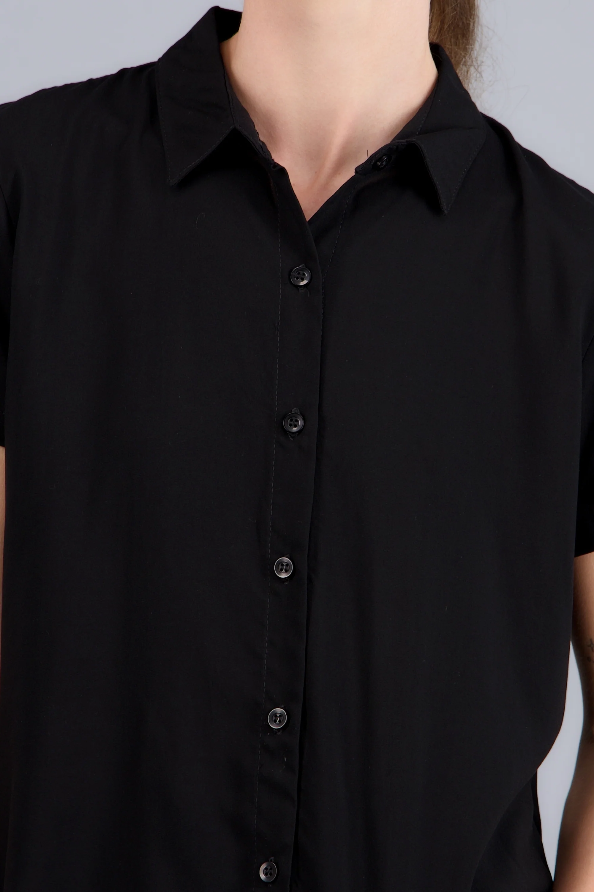 Camisa lisa manga corta - Image 5