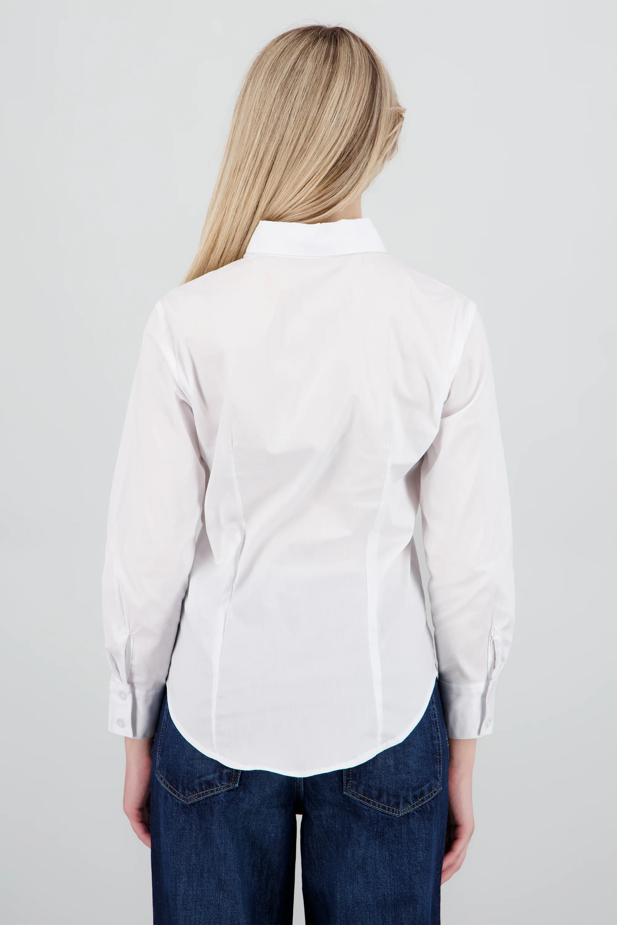 Camisa manga larga detalle pinzas - Image 3