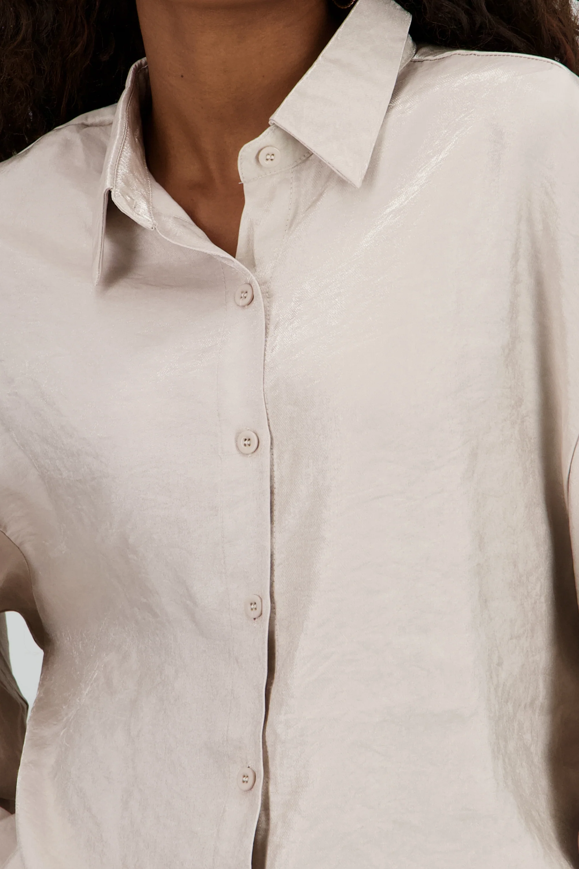 Camisa manga larga detalle satinada botones - Image 5