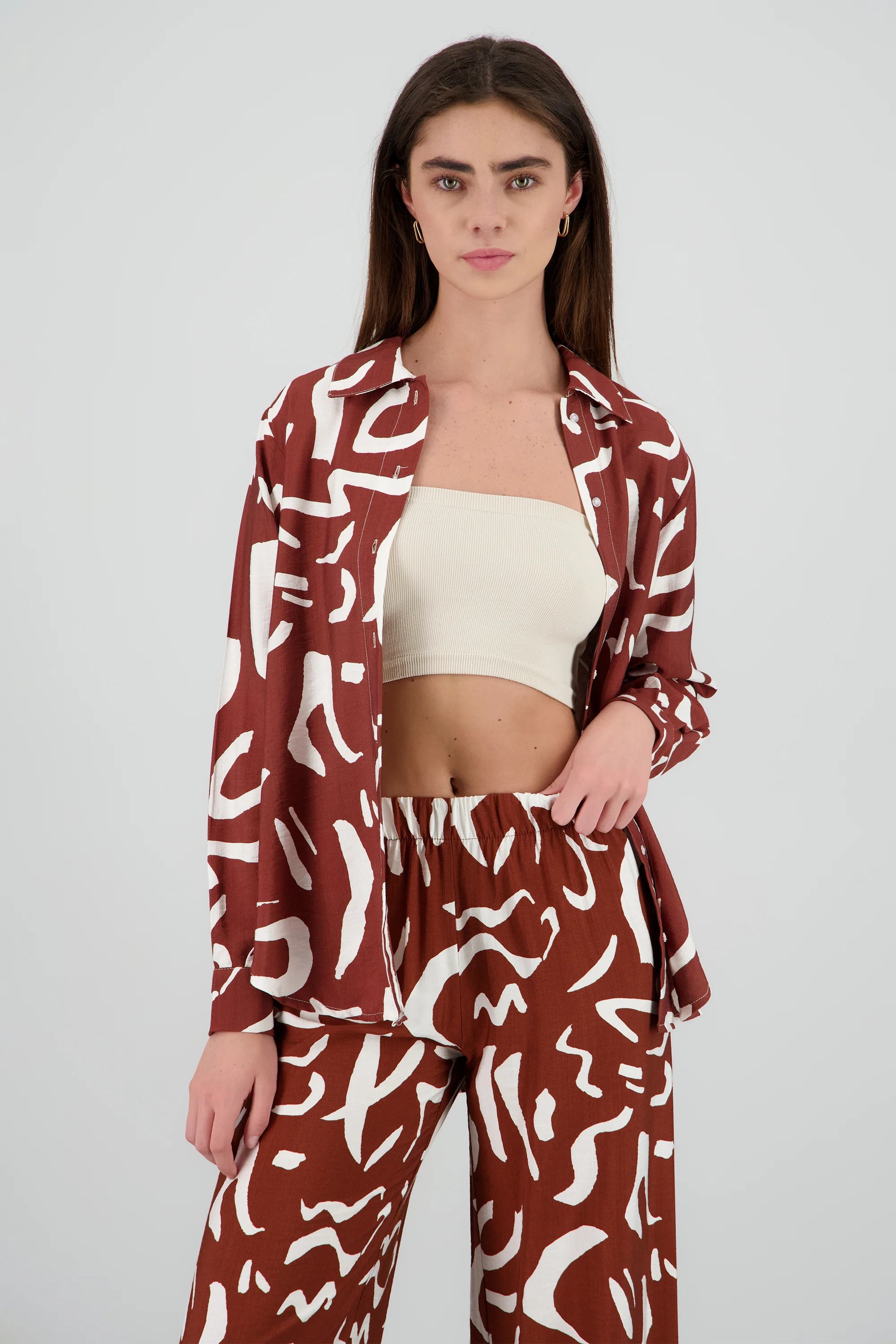 Camisa oversized detalle estampado