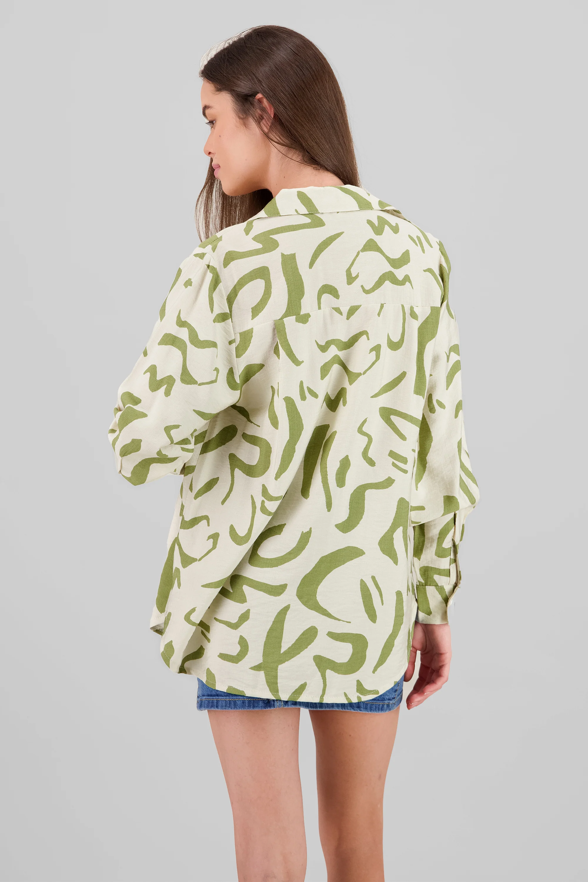 Camisa oversized detalle estampado - Image 4