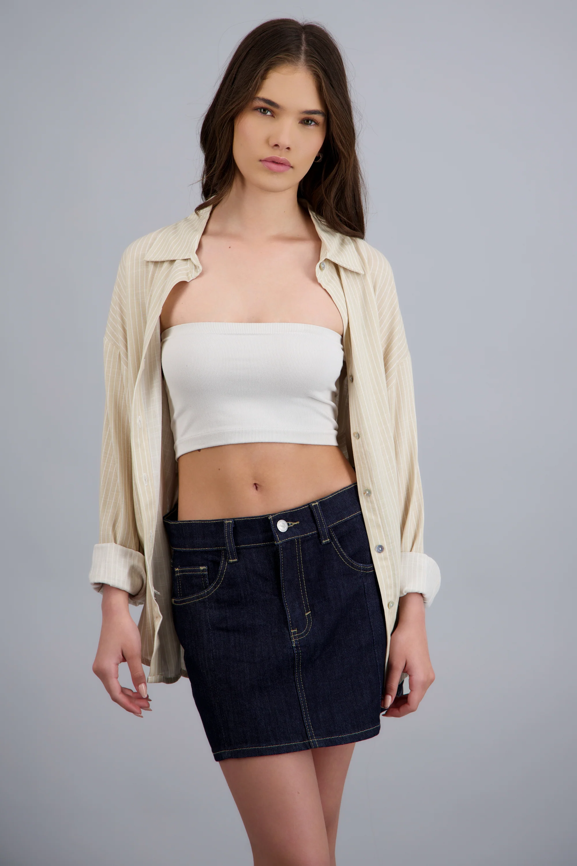 Camisa oversized manga doblada - Image 4