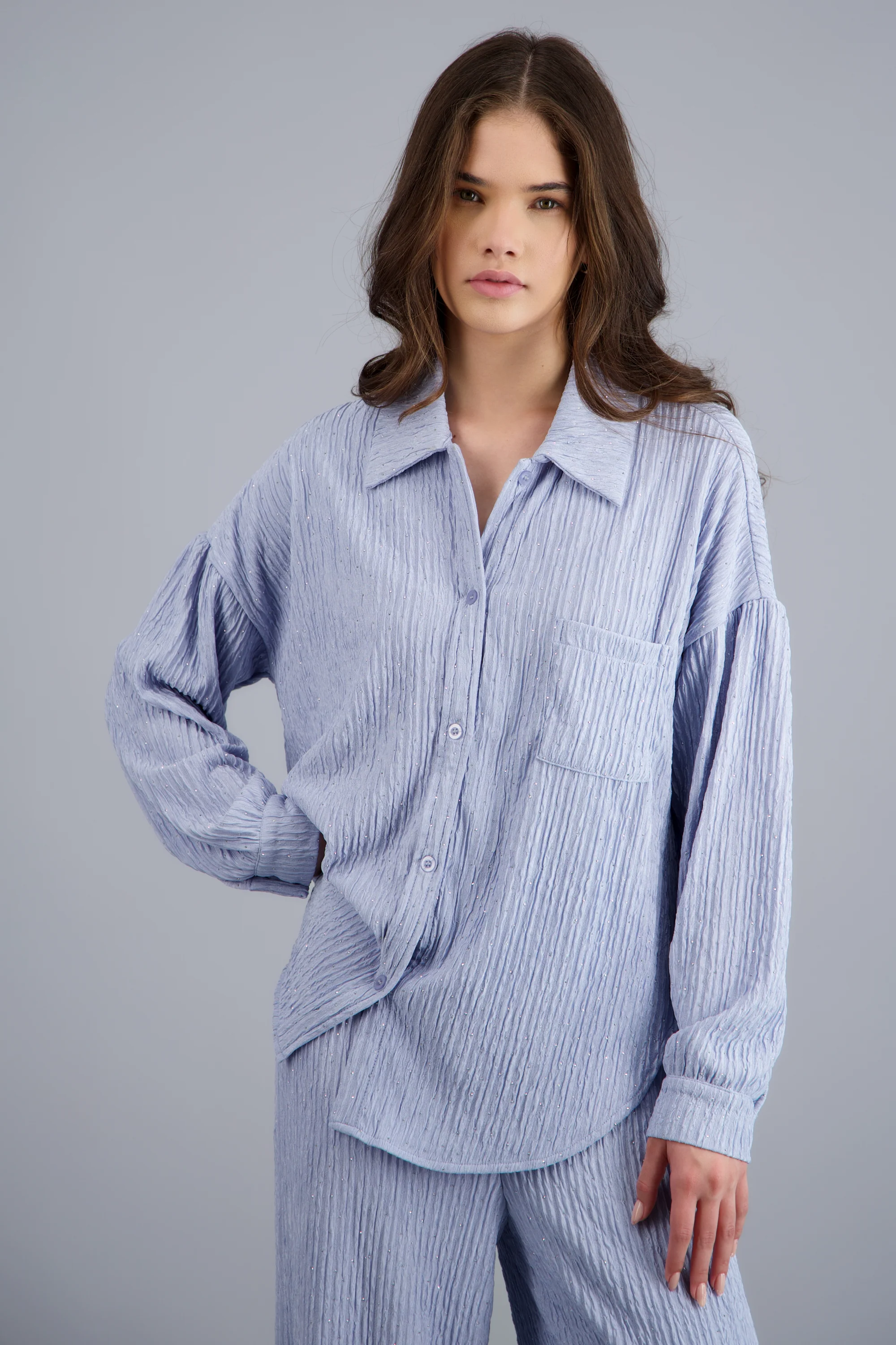 Camisa oversized textura con brillos