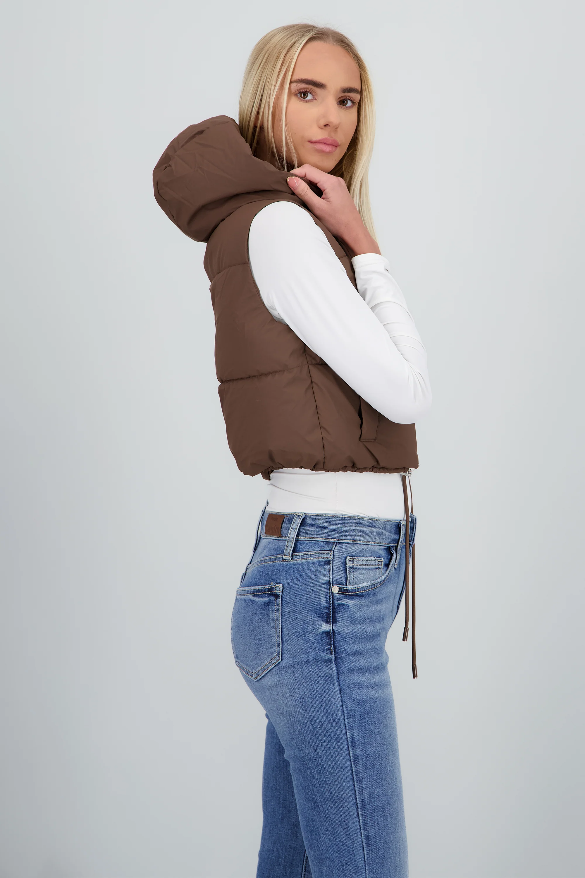 Chaleco capitonado con gorro - Image 3