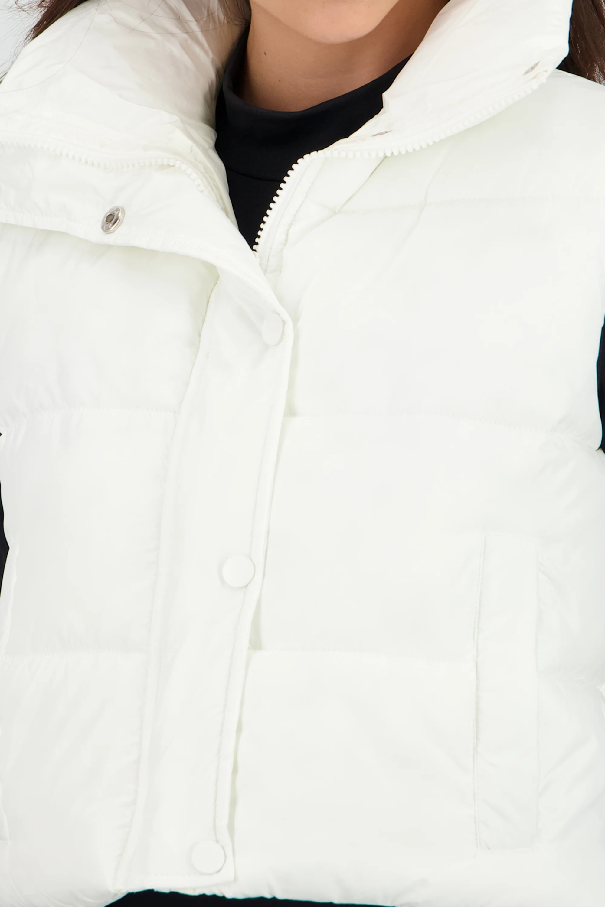 Chaleco crop puffer monocolor - Image 5