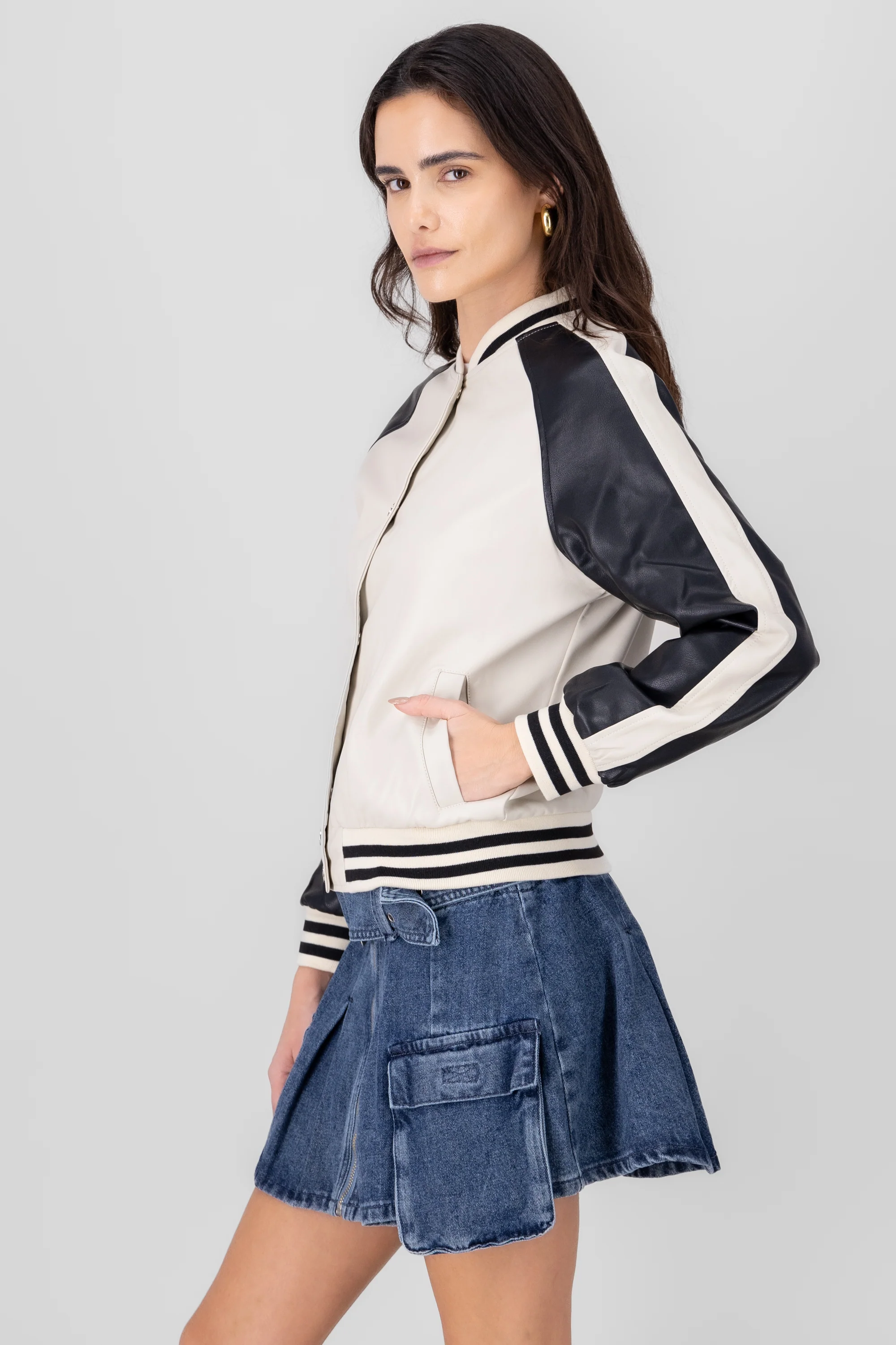 Chamarra bomber efecto piel - Image 3