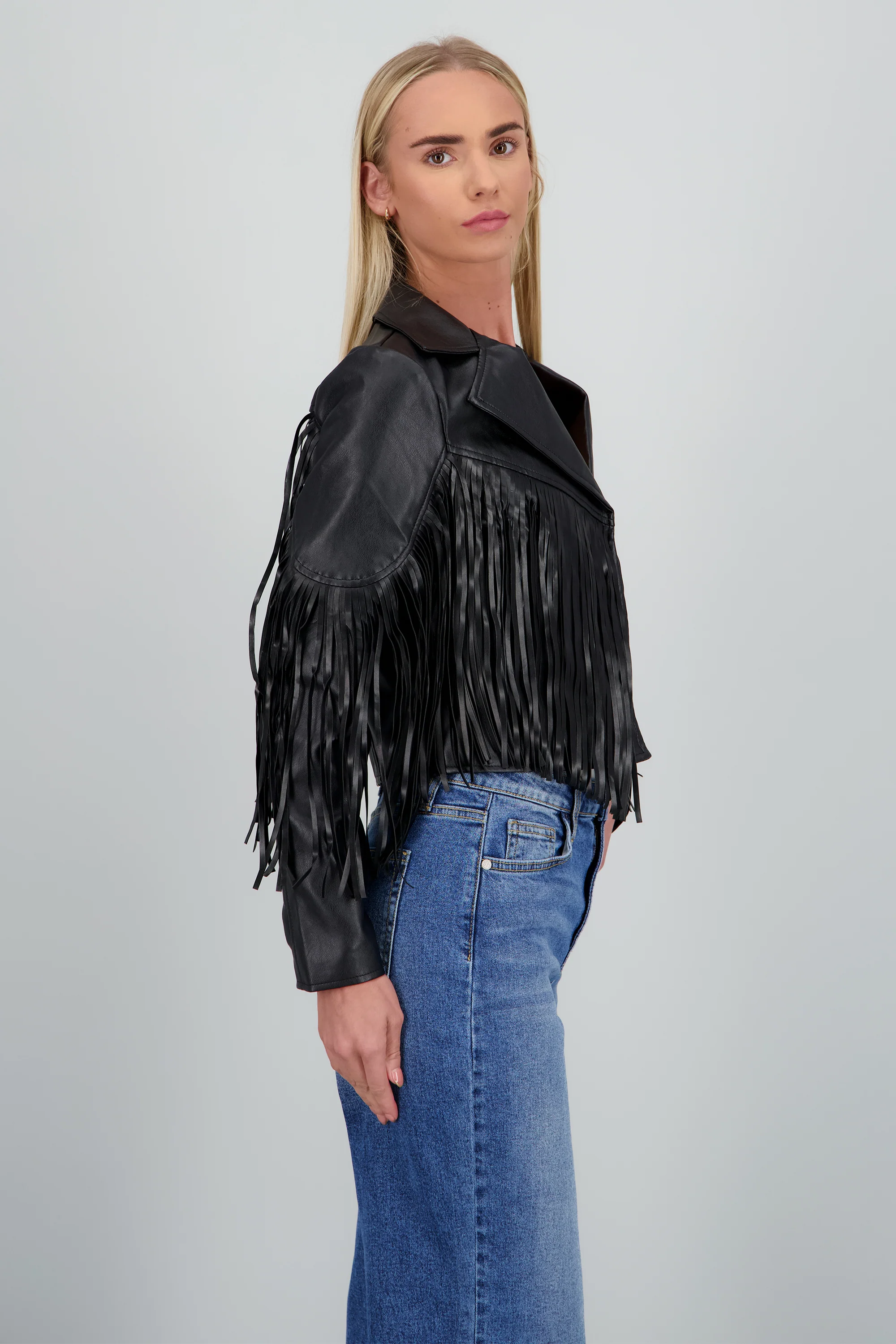 Chamarra fringe PU - Image 3