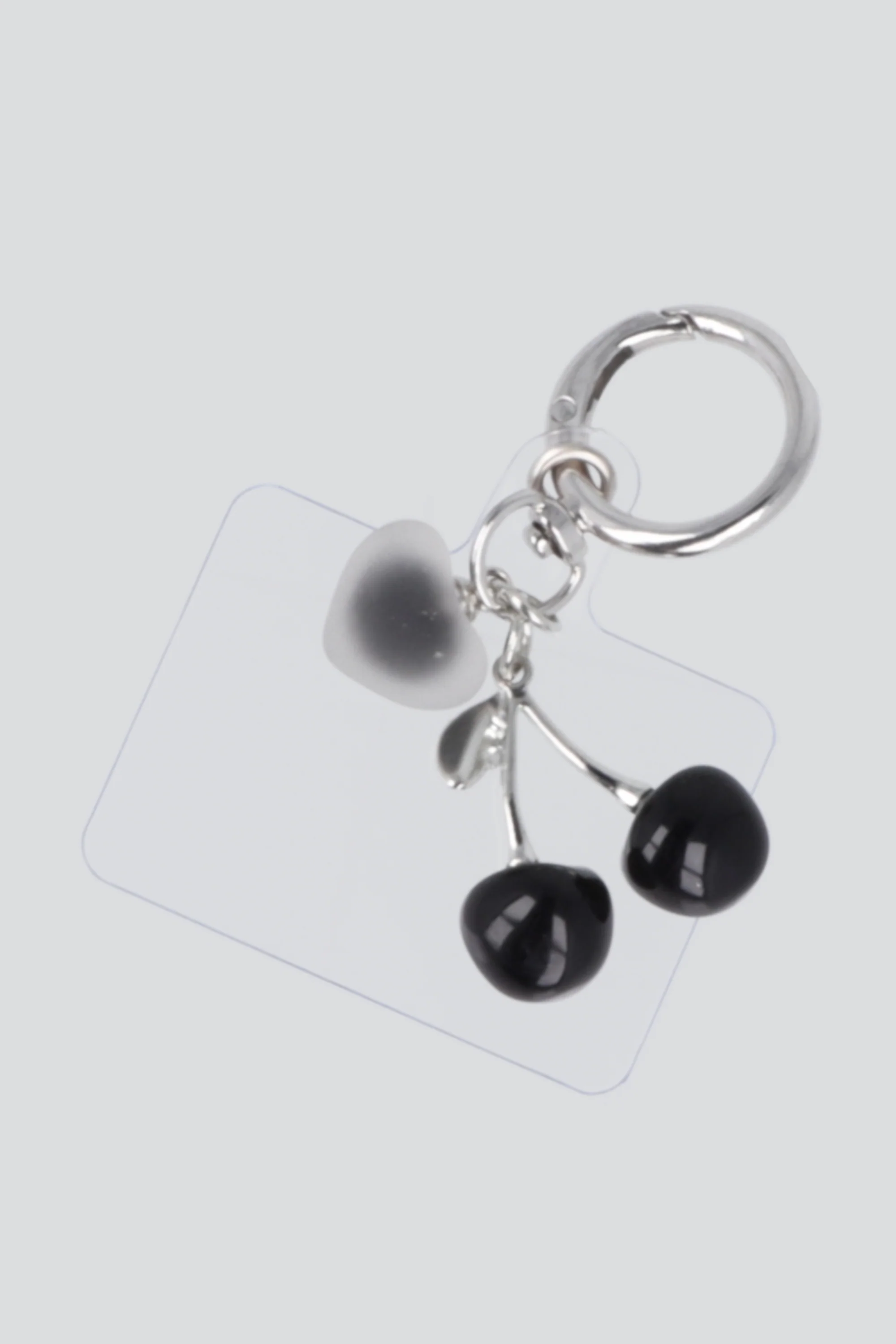 Charm cel corazon cerezas - Image 2