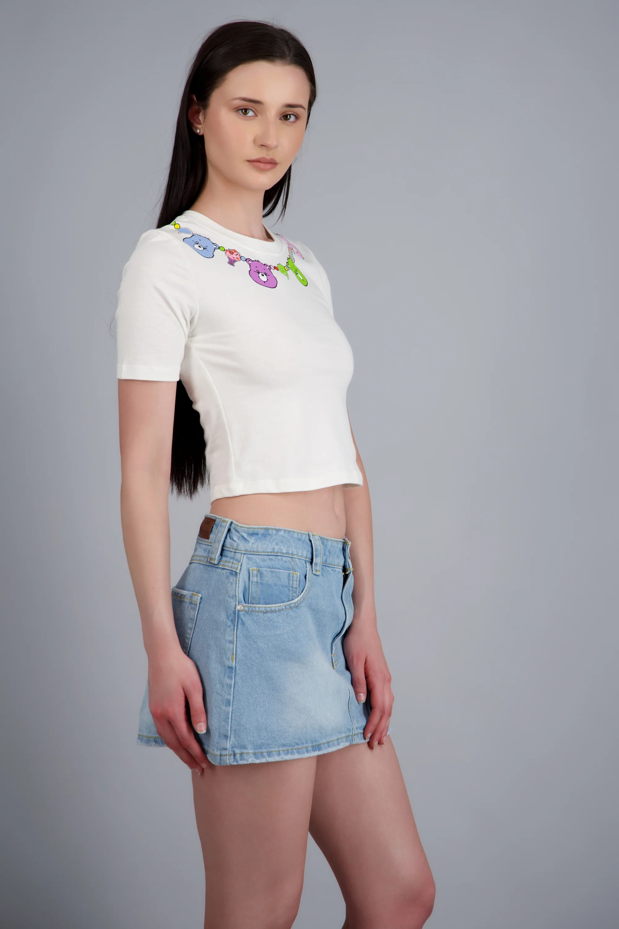 Crop manga corta care bears collar - Image 2