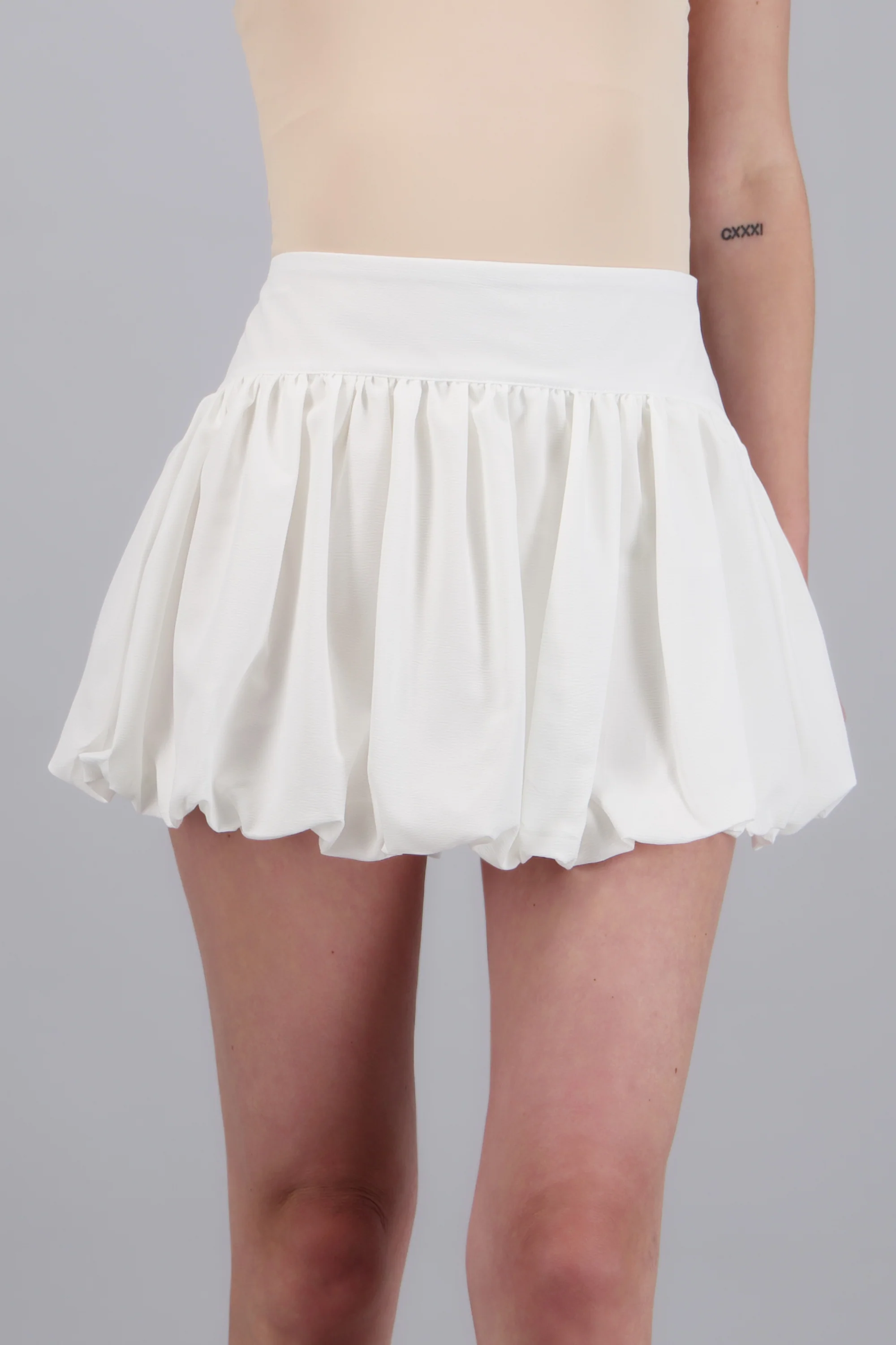 Falda bubble con textura - Image 5