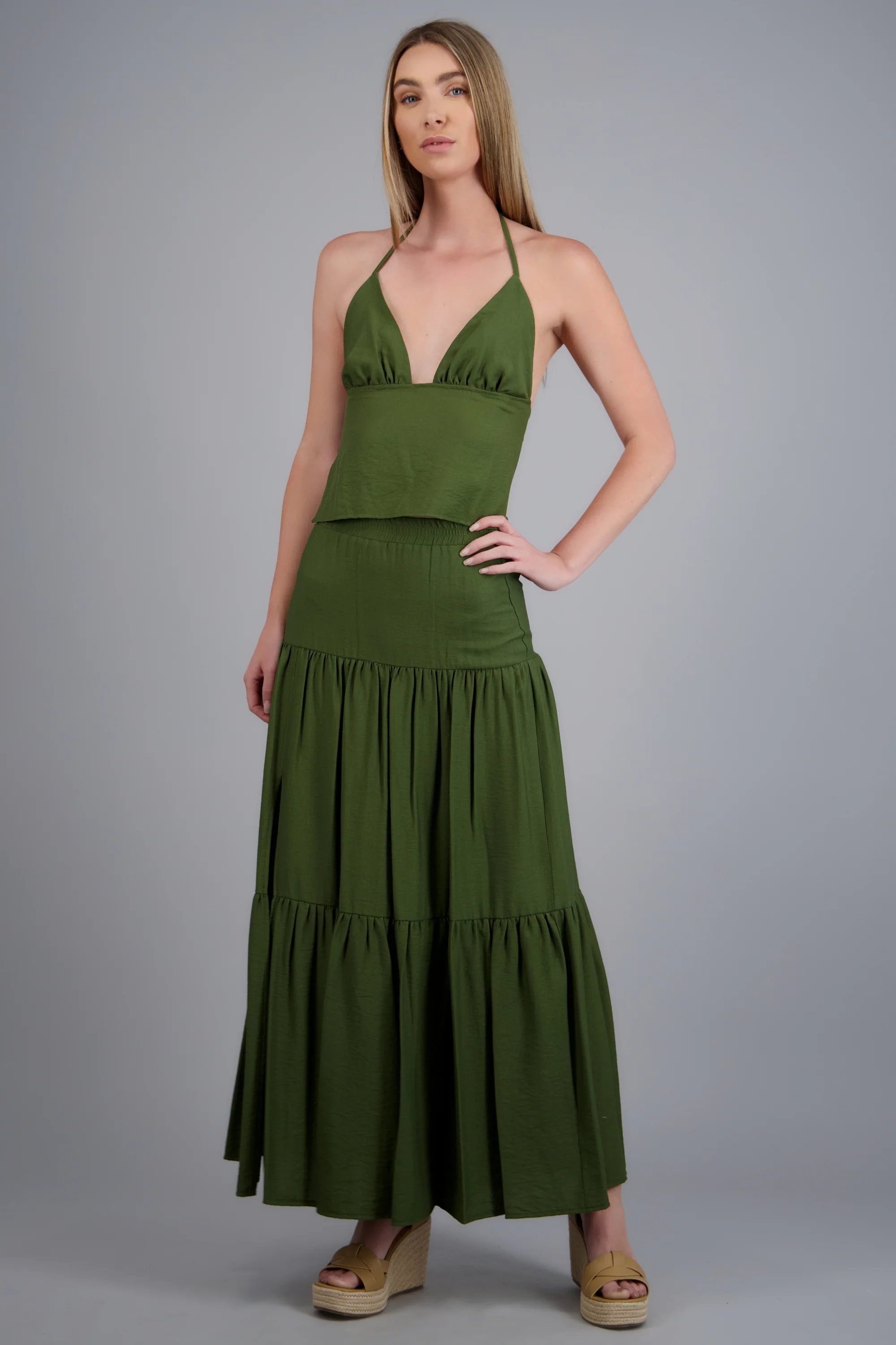 Falda cortes ligera midi