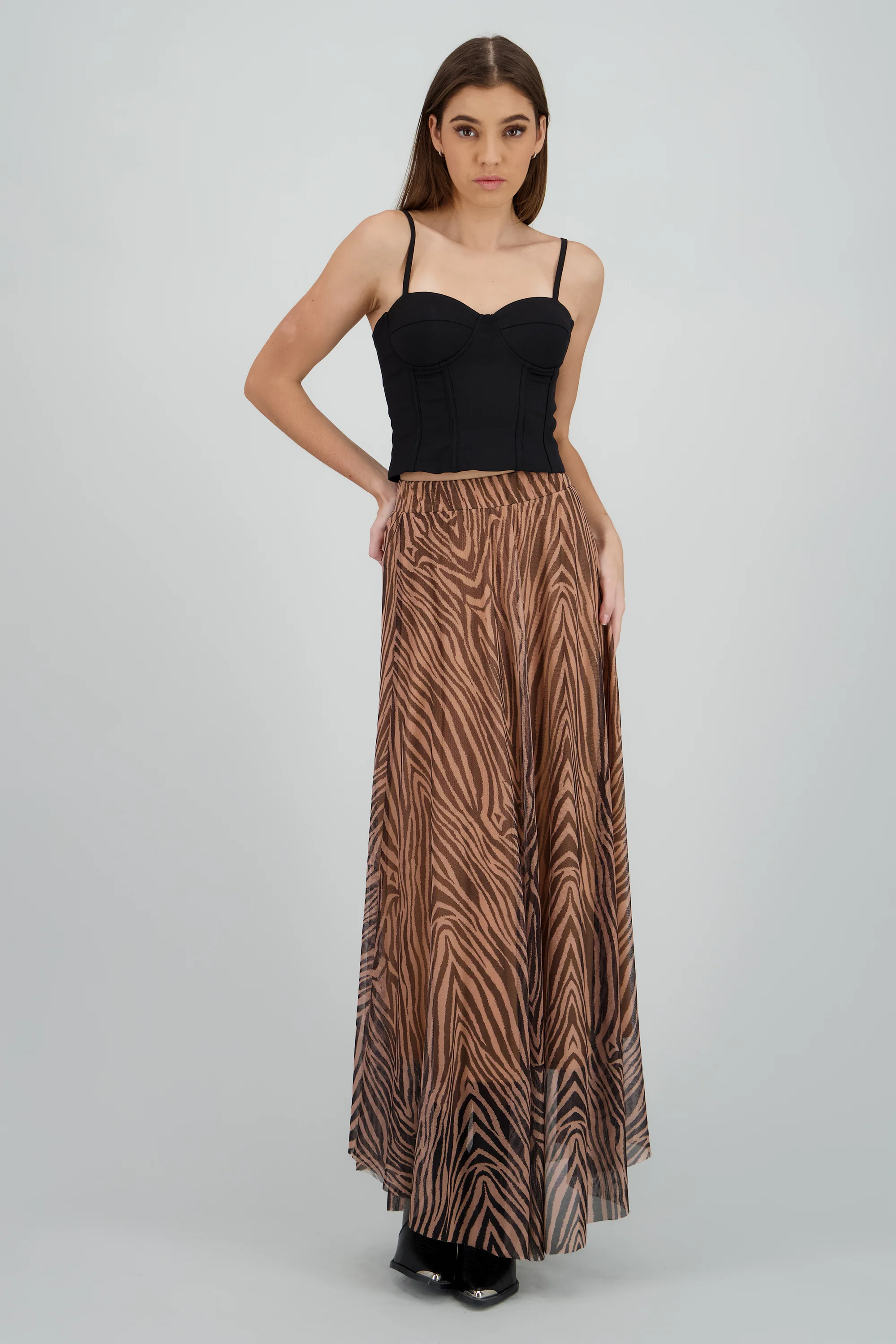 Falda maxi lisa amplia