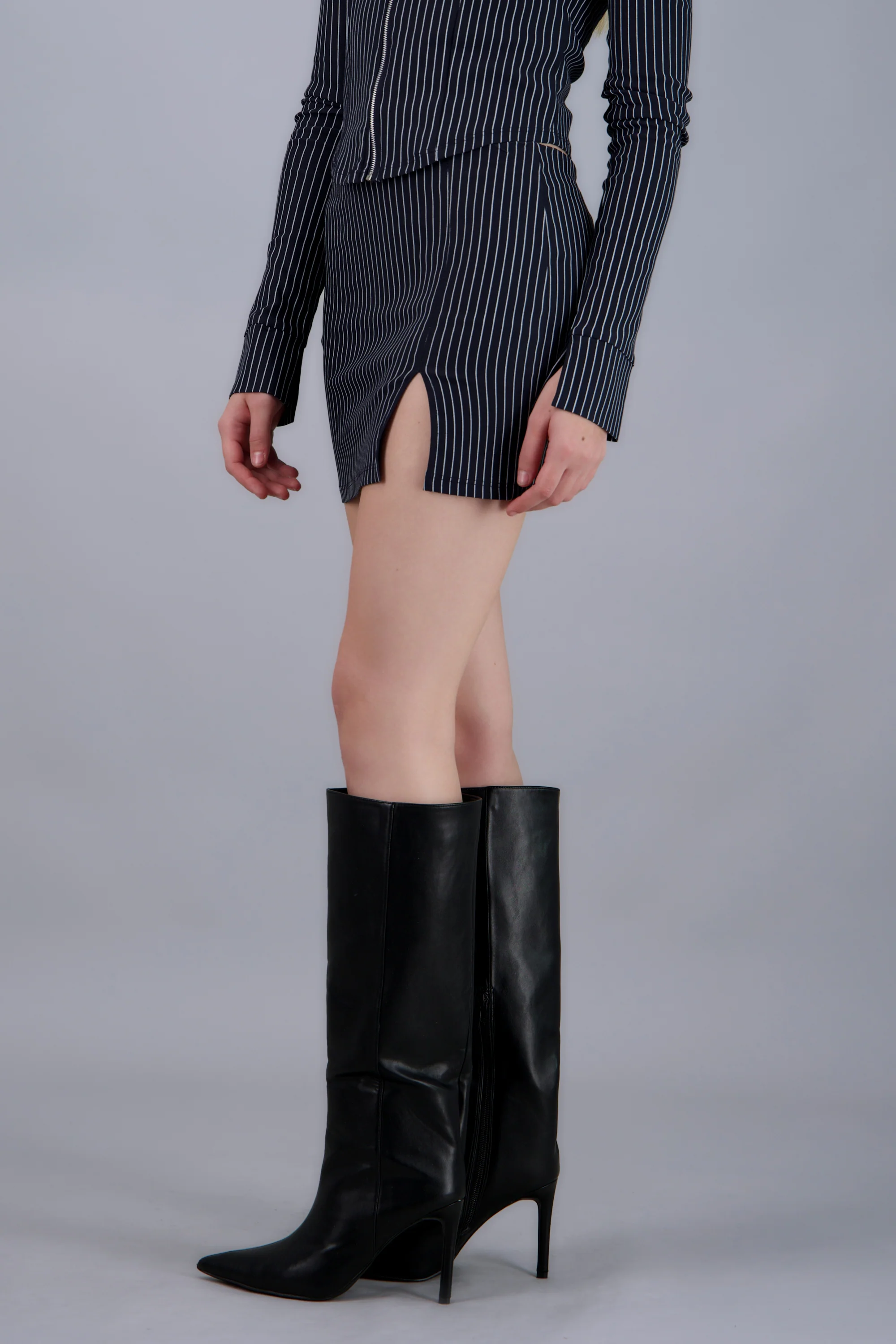 Falda mini de rayas con short - Image 3