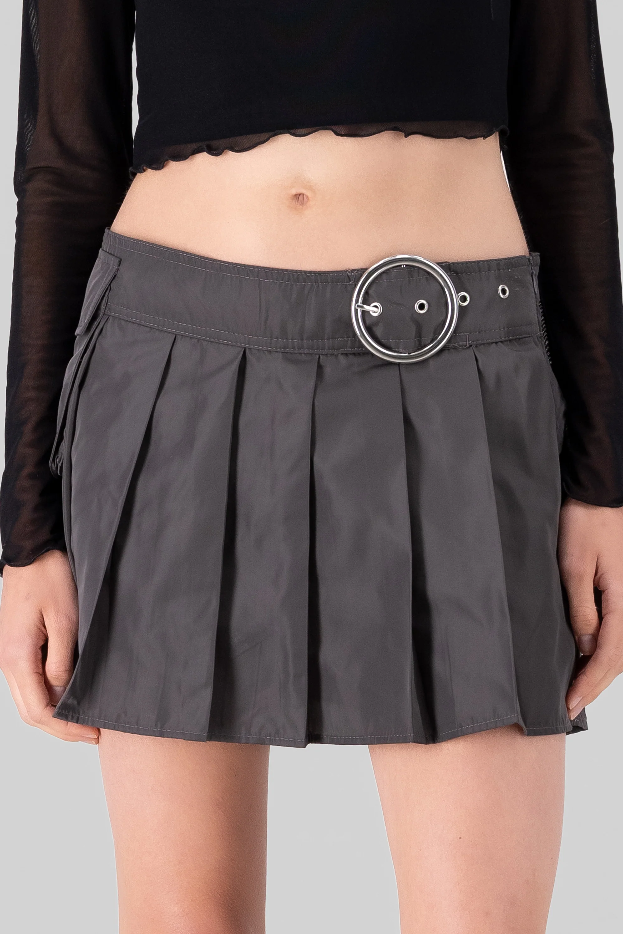 Flada short tableada con cinturon - Image 5