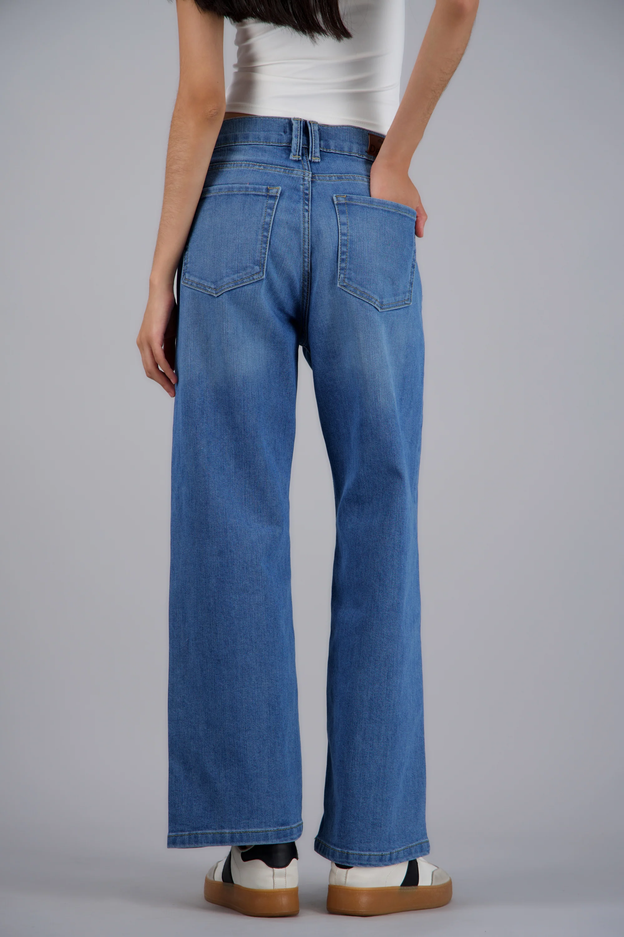 Jeans wide leg básicos desgaste - Image 4