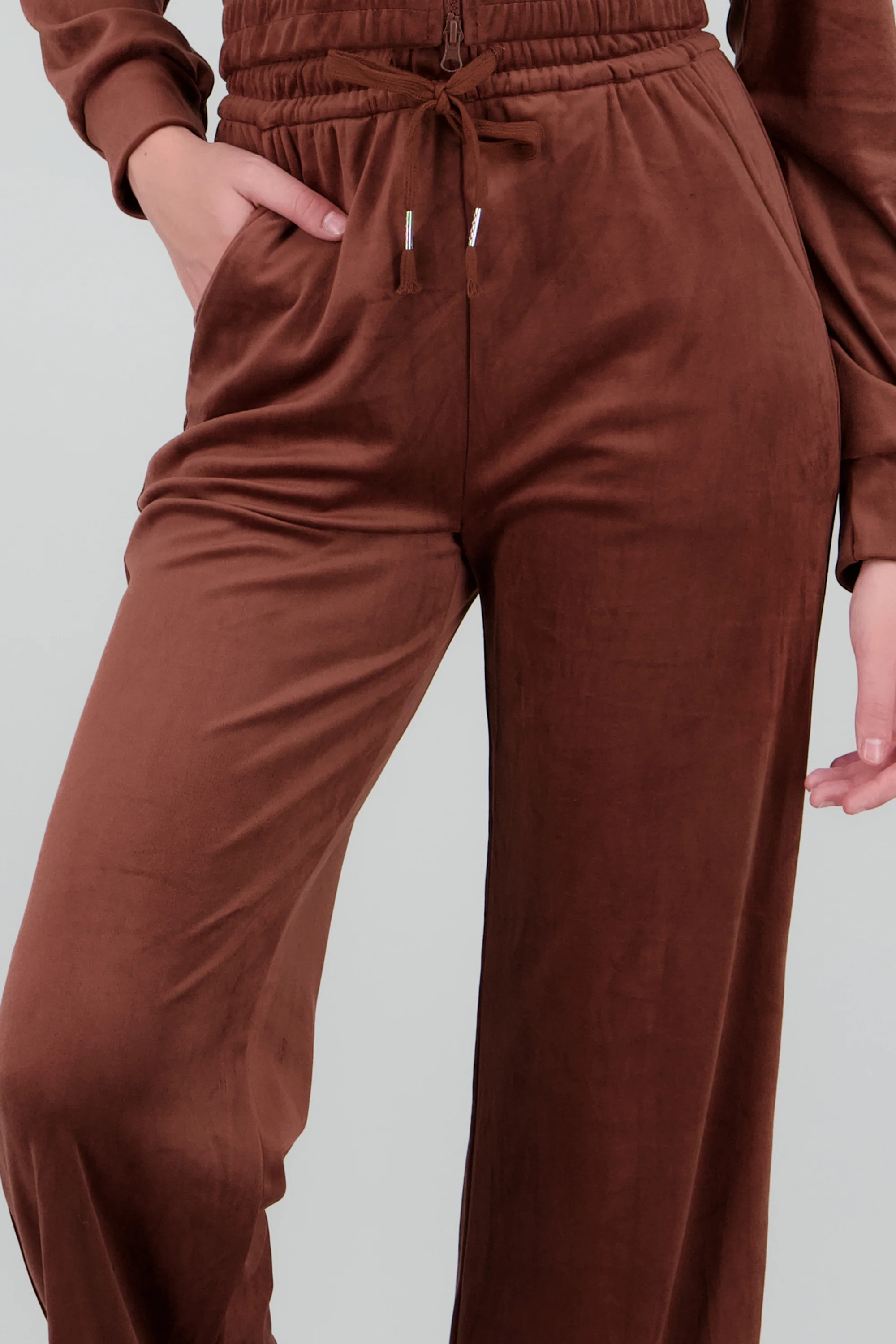 Jogger velvet bolsas - Image 5