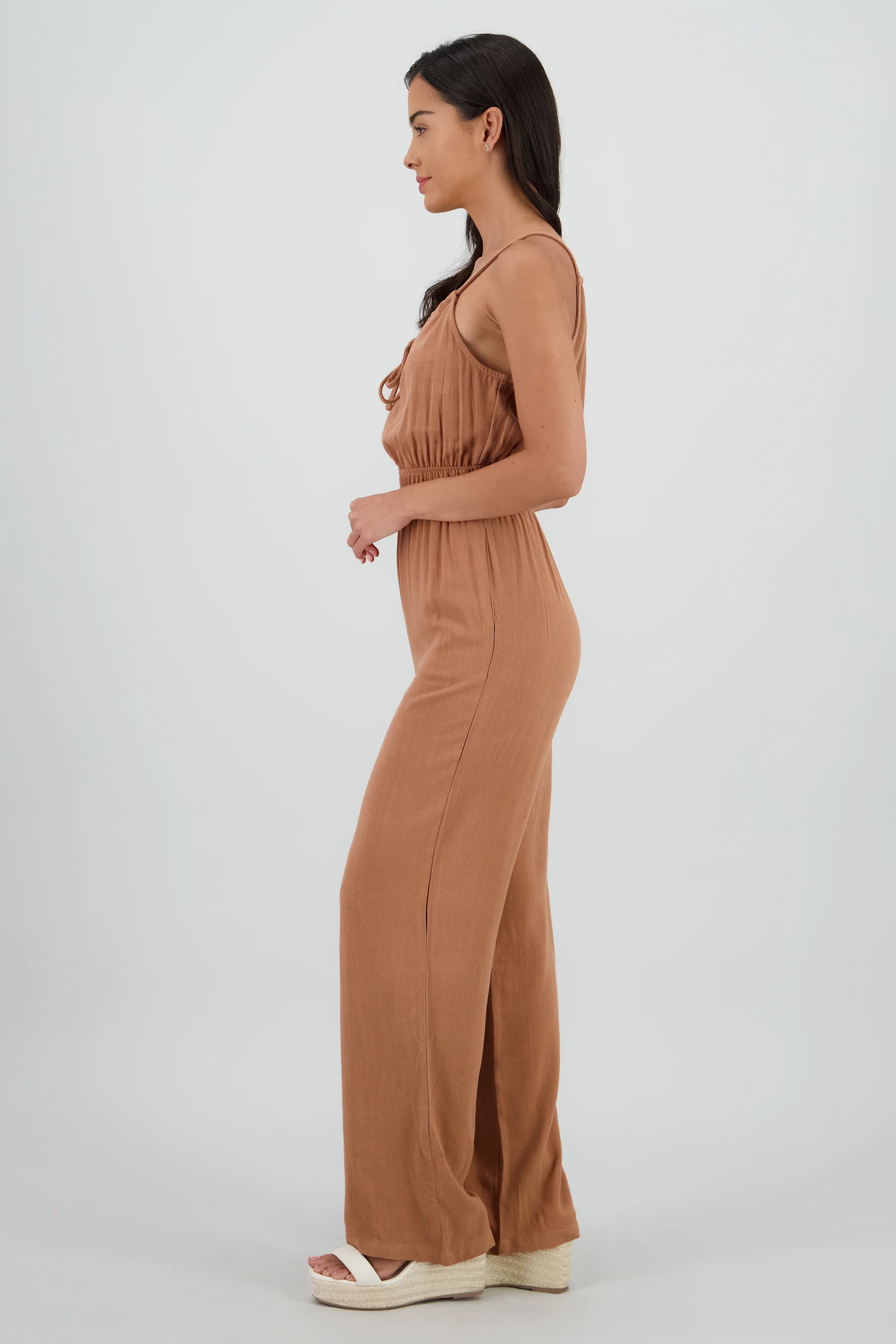 Jumpsuit con jarreta en escote - Image 3