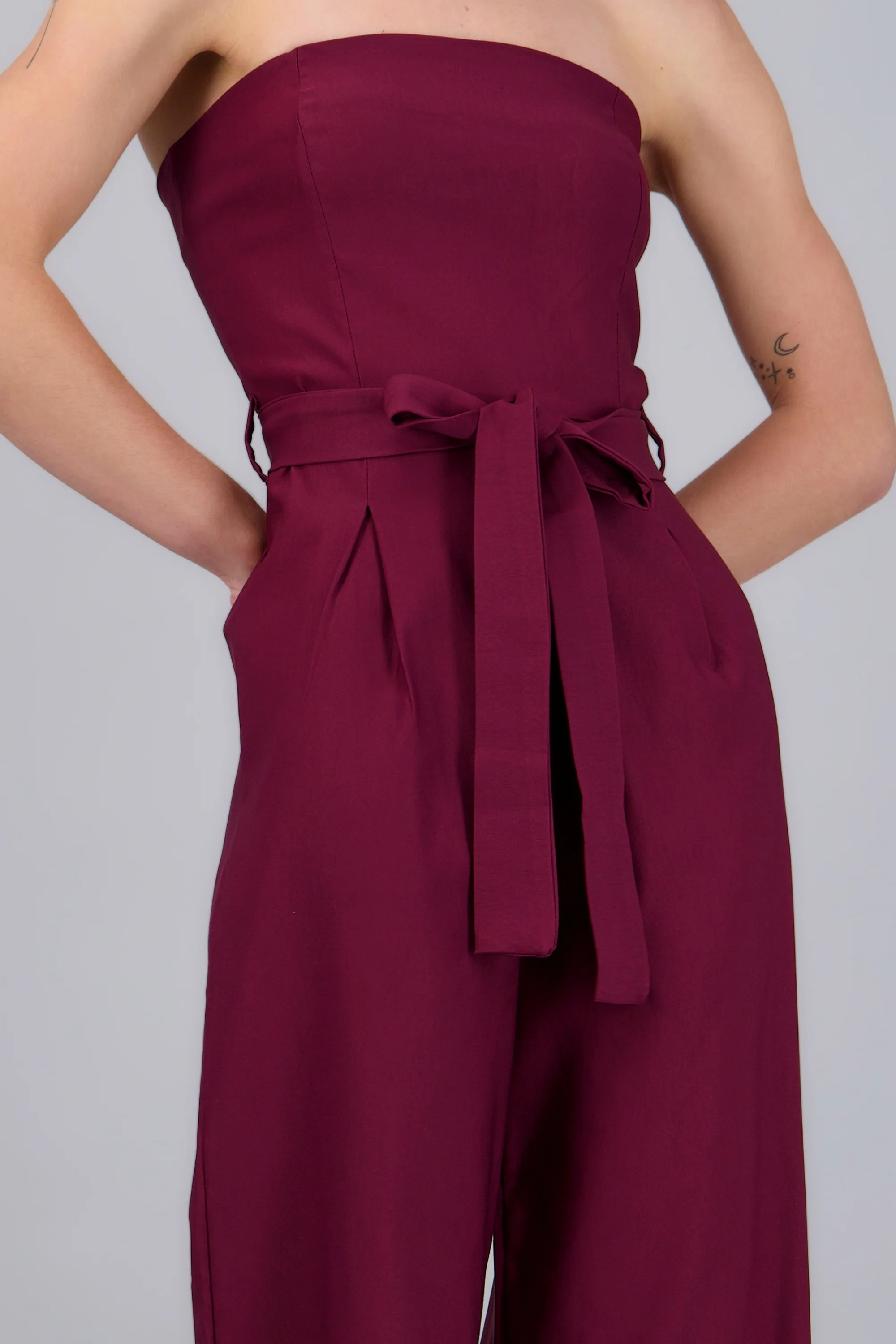 Jumpsuit strapless con cinto - Image 5