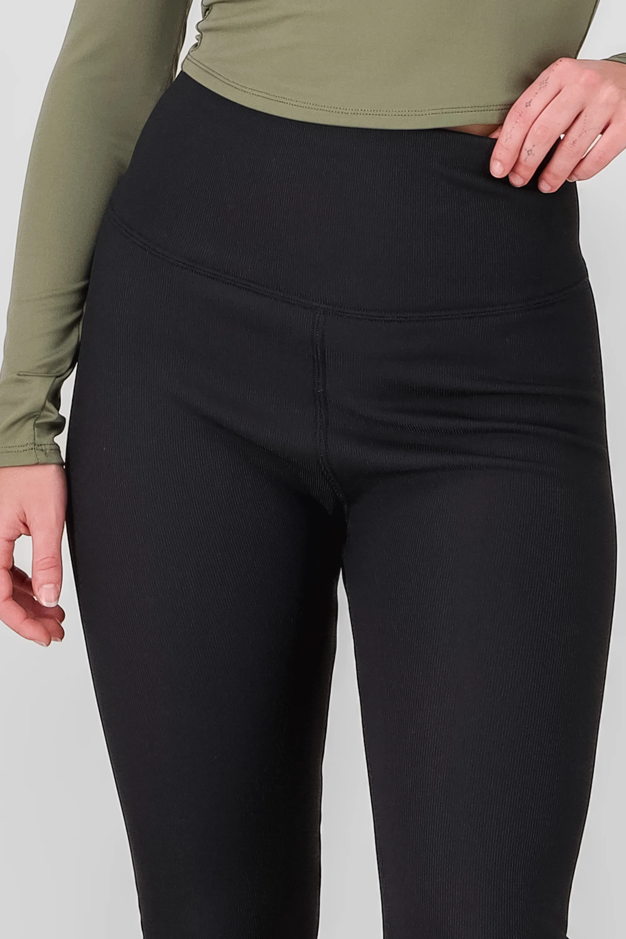 Leggings con peluche lisos - Image 5