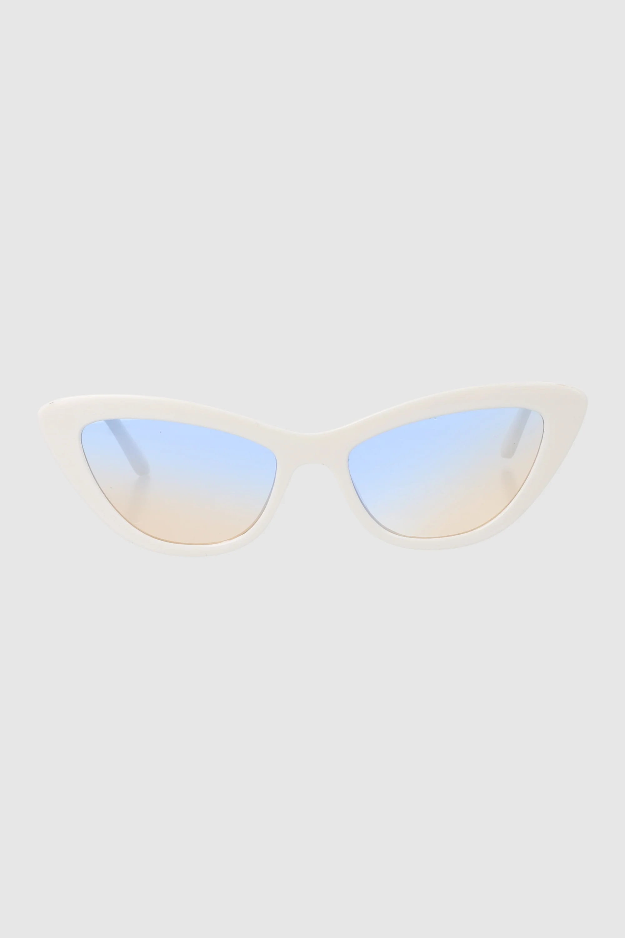 Lentes de sol alargados