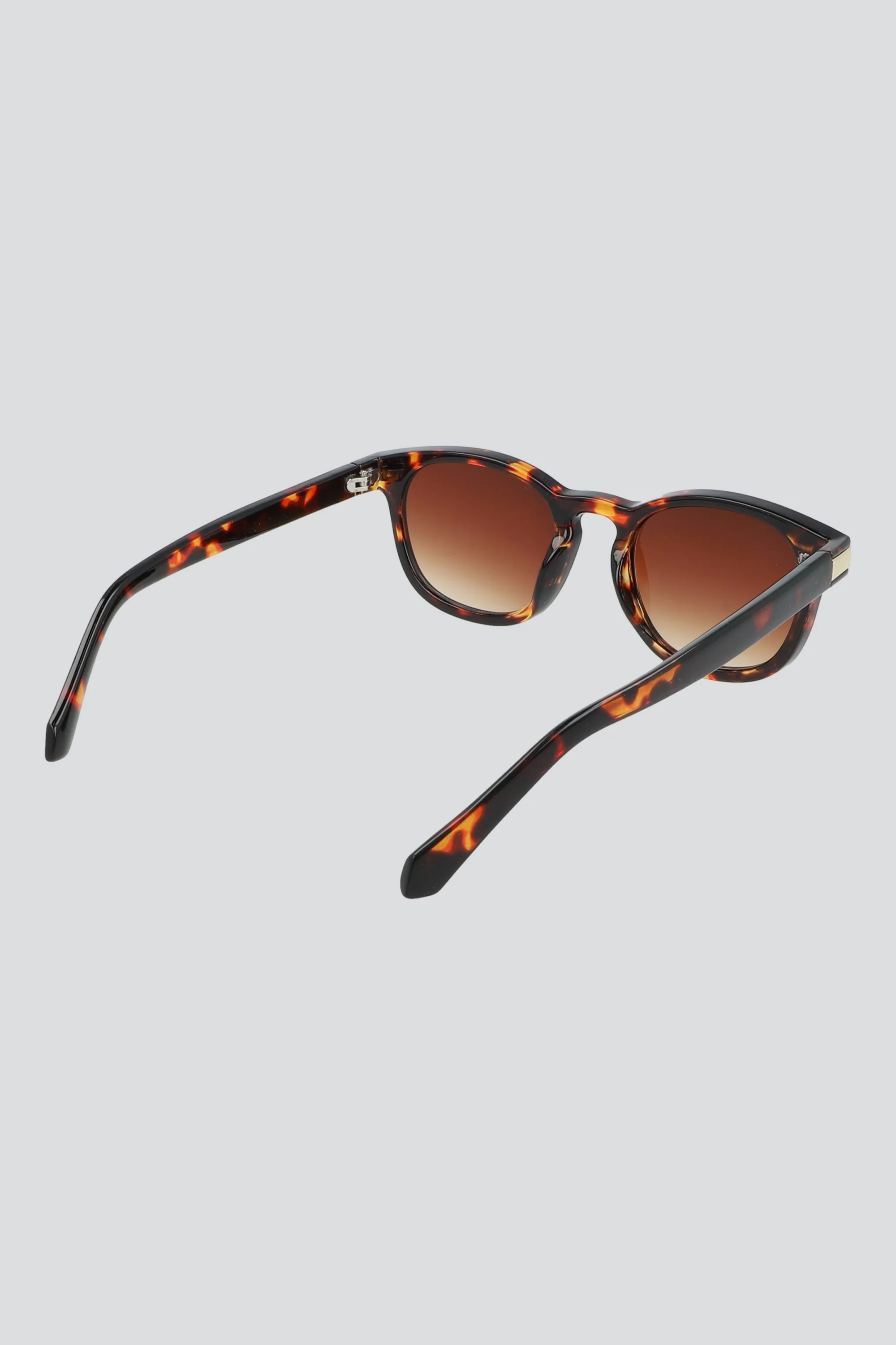 Lentes de sol detalle metal - Image 4