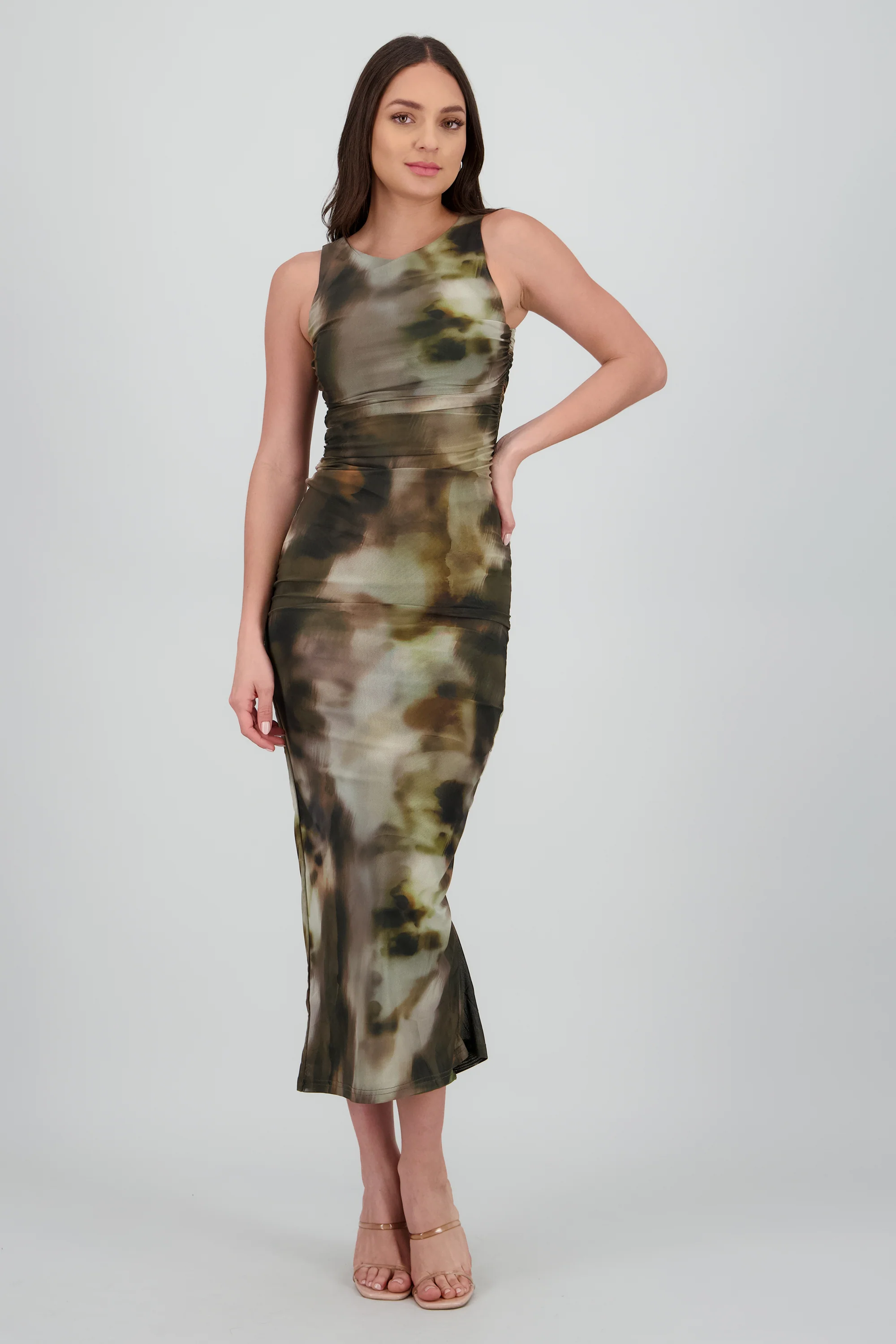Maxivestido drapeado en costados con estampado
