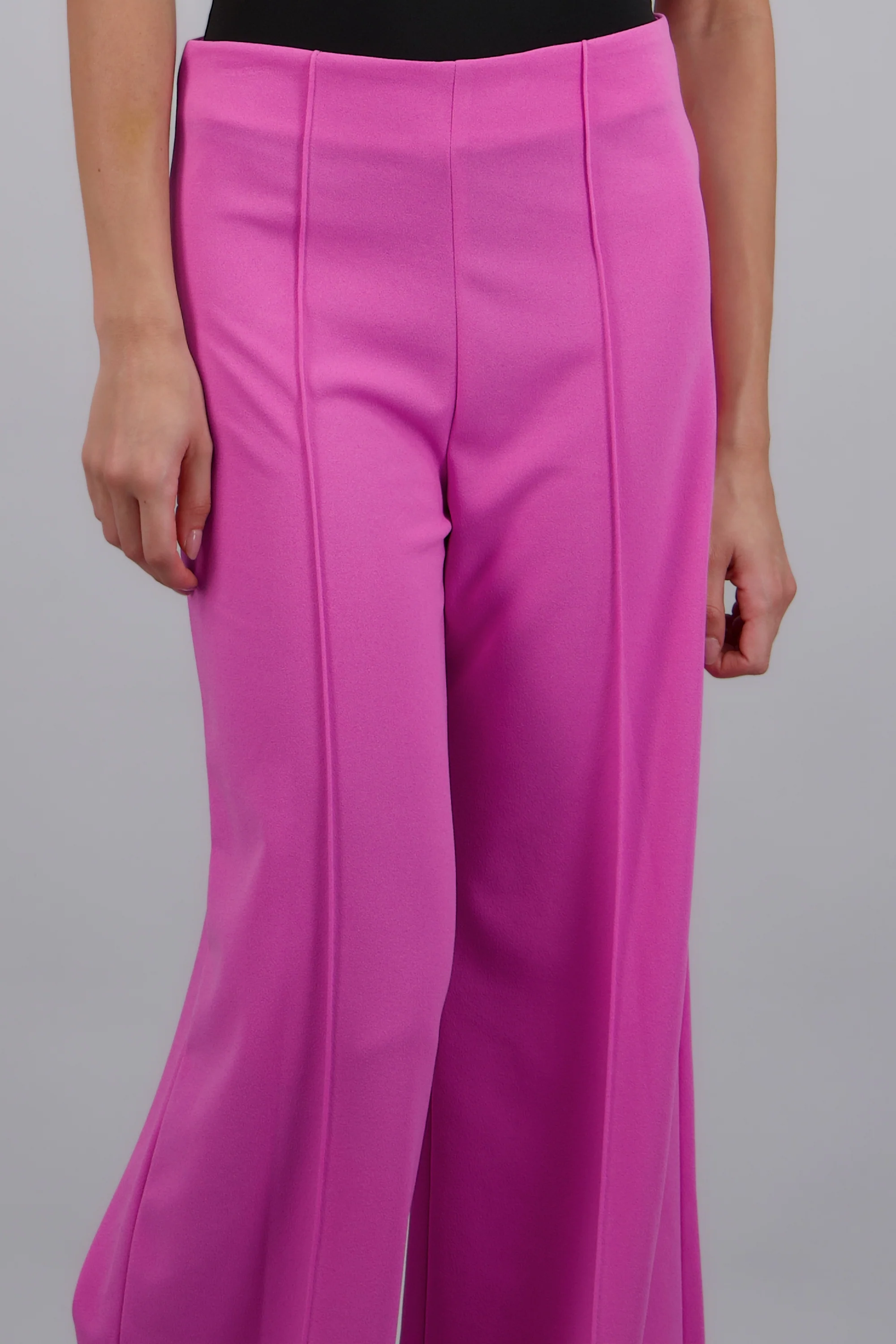 Pantalo amplio costura frontal - Image 5