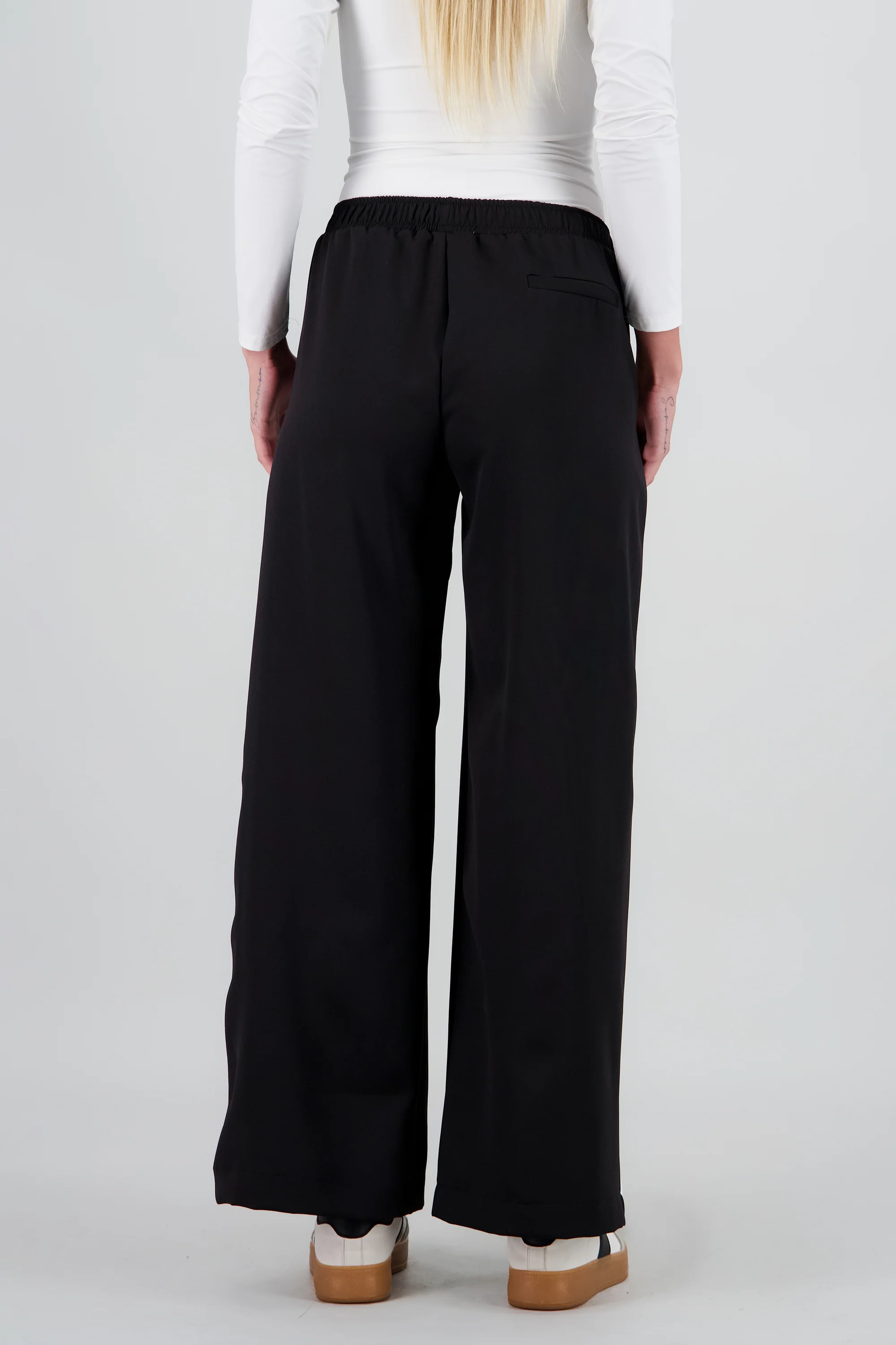Pantalon amplio resorte detalle lineas - Image 4