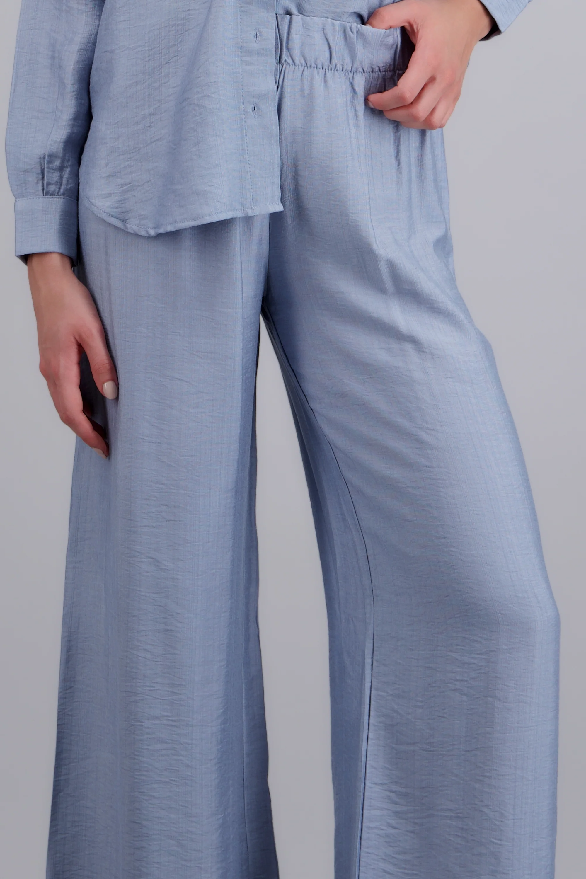 Pantalon amplio textura - Image 5