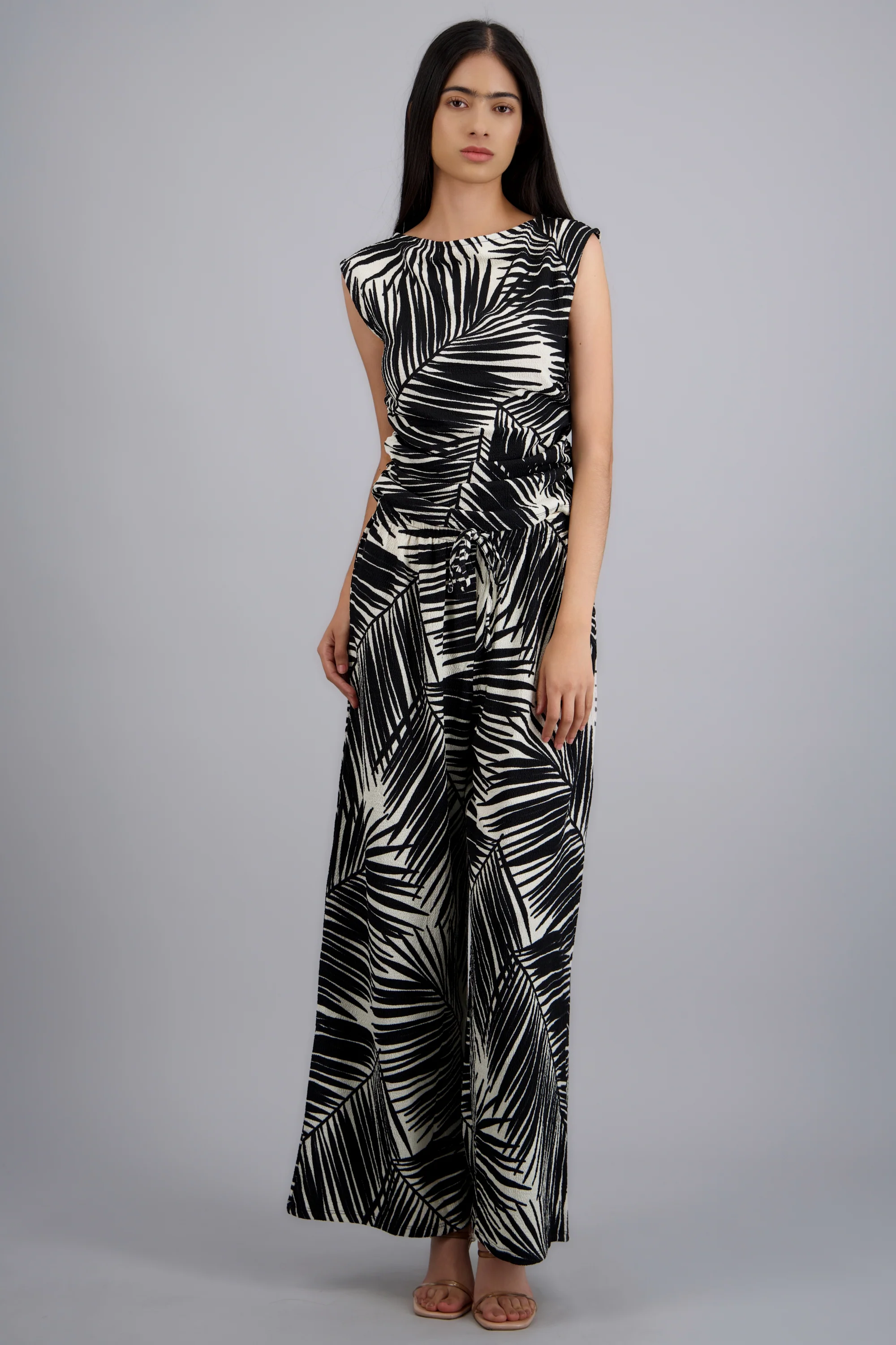 Pantalon amplio textura estampado
