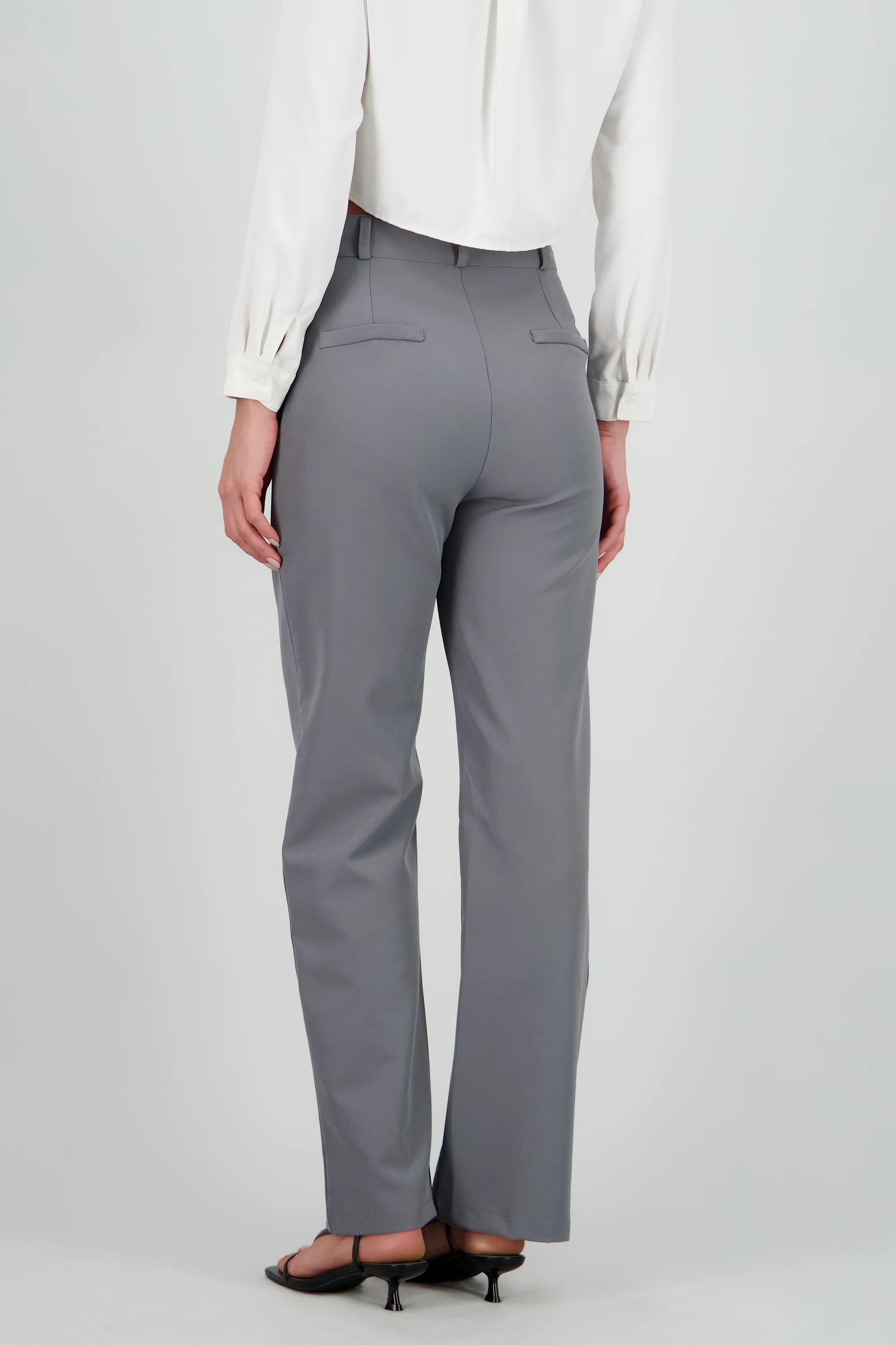 Pantalon basico sastreado - Image 4