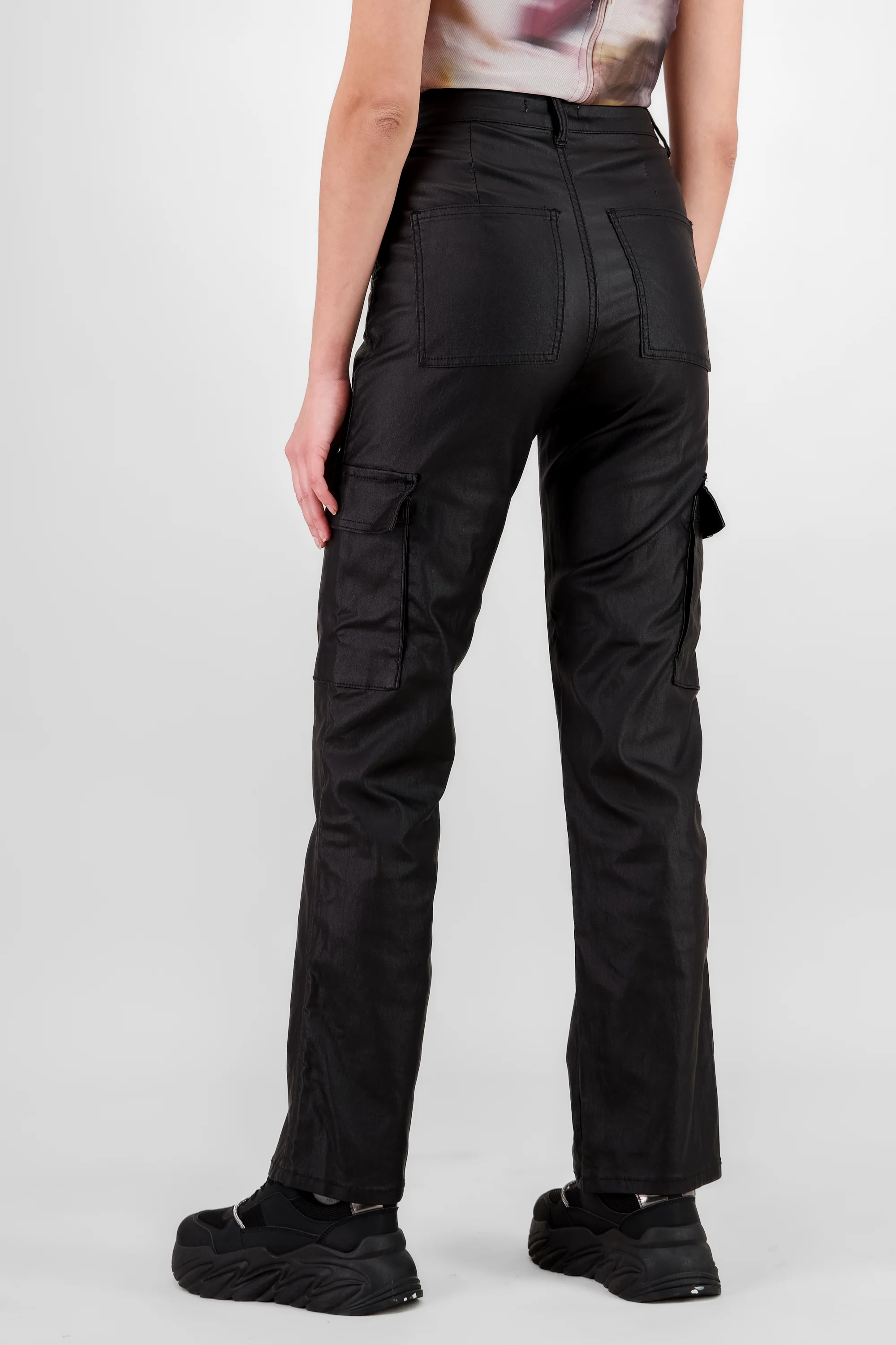 Pantalon cargo pu - Image 4