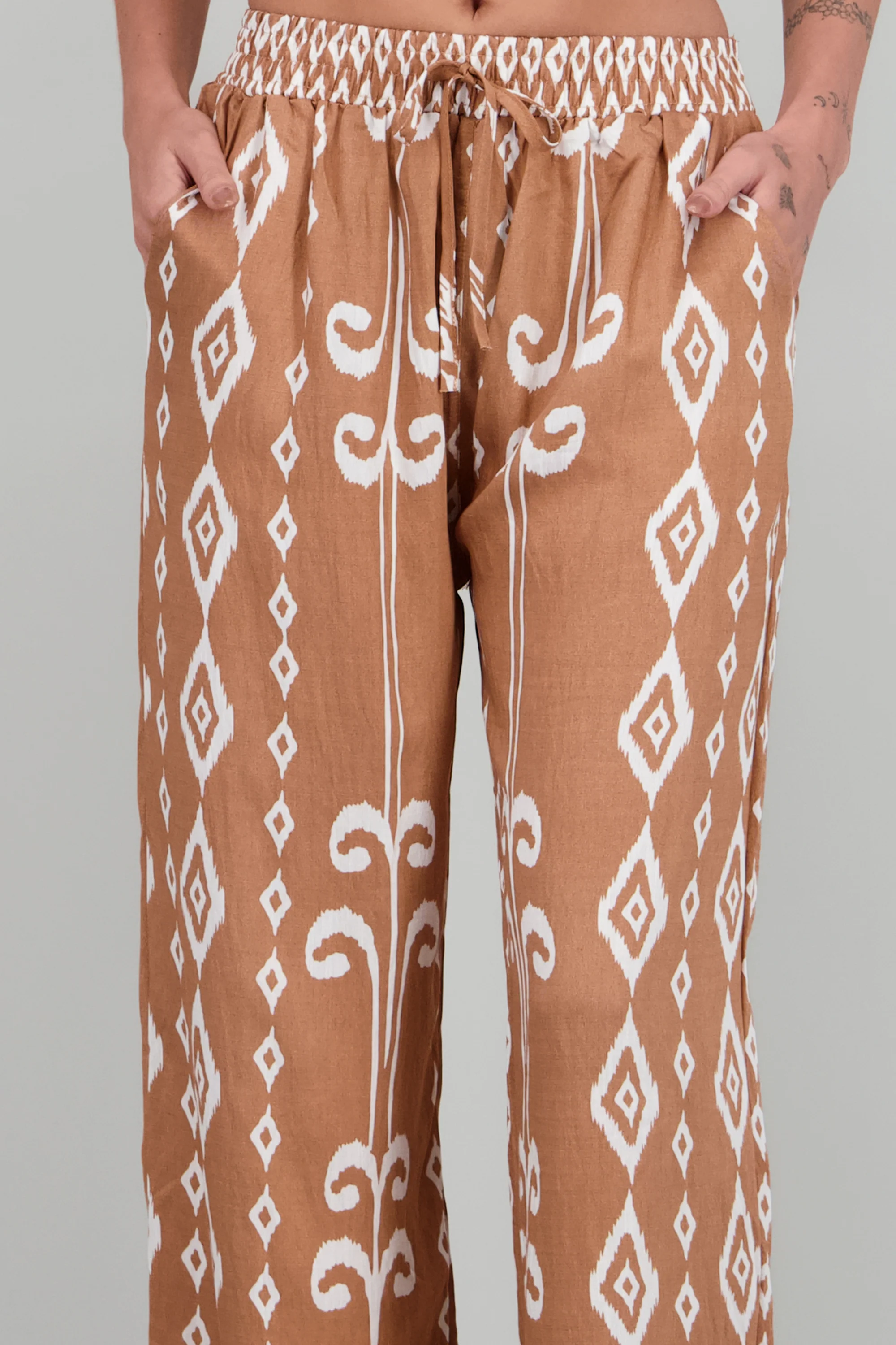 Pantalon estampado amplio - Image 5