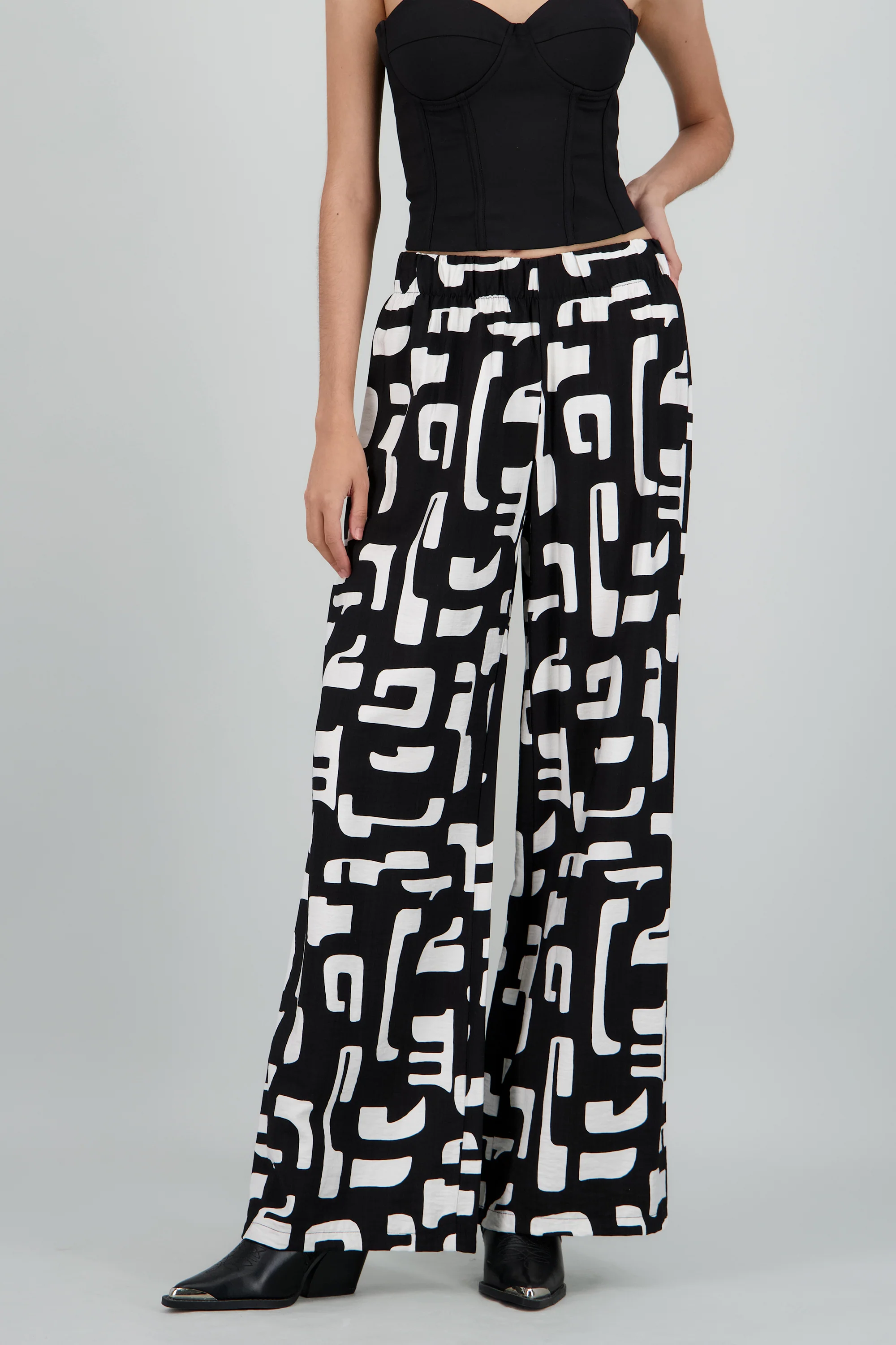 Pantalon estampado geometrico wide leg - Image 2
