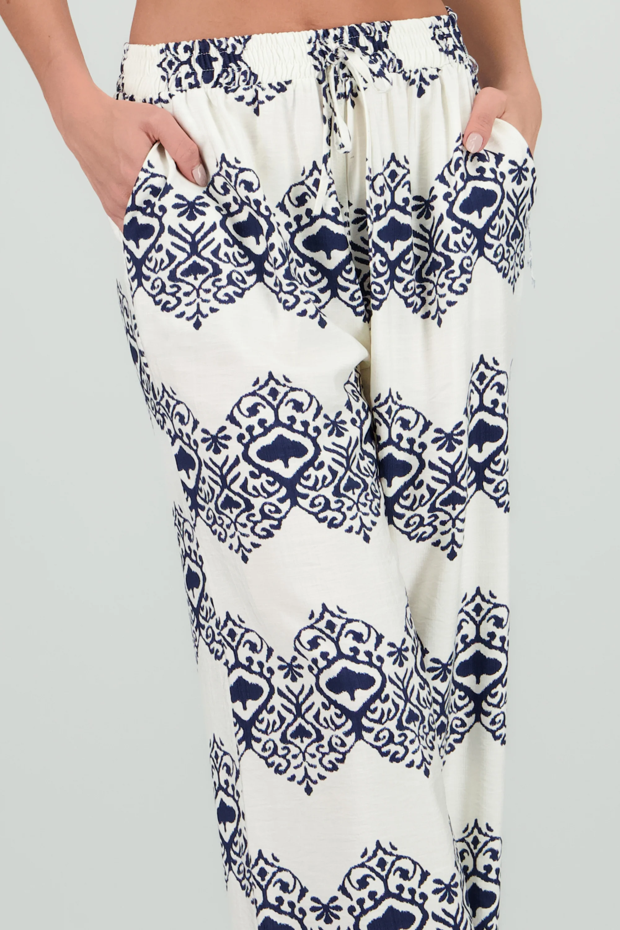 Pantalon fluido estampado paisley - Image 5