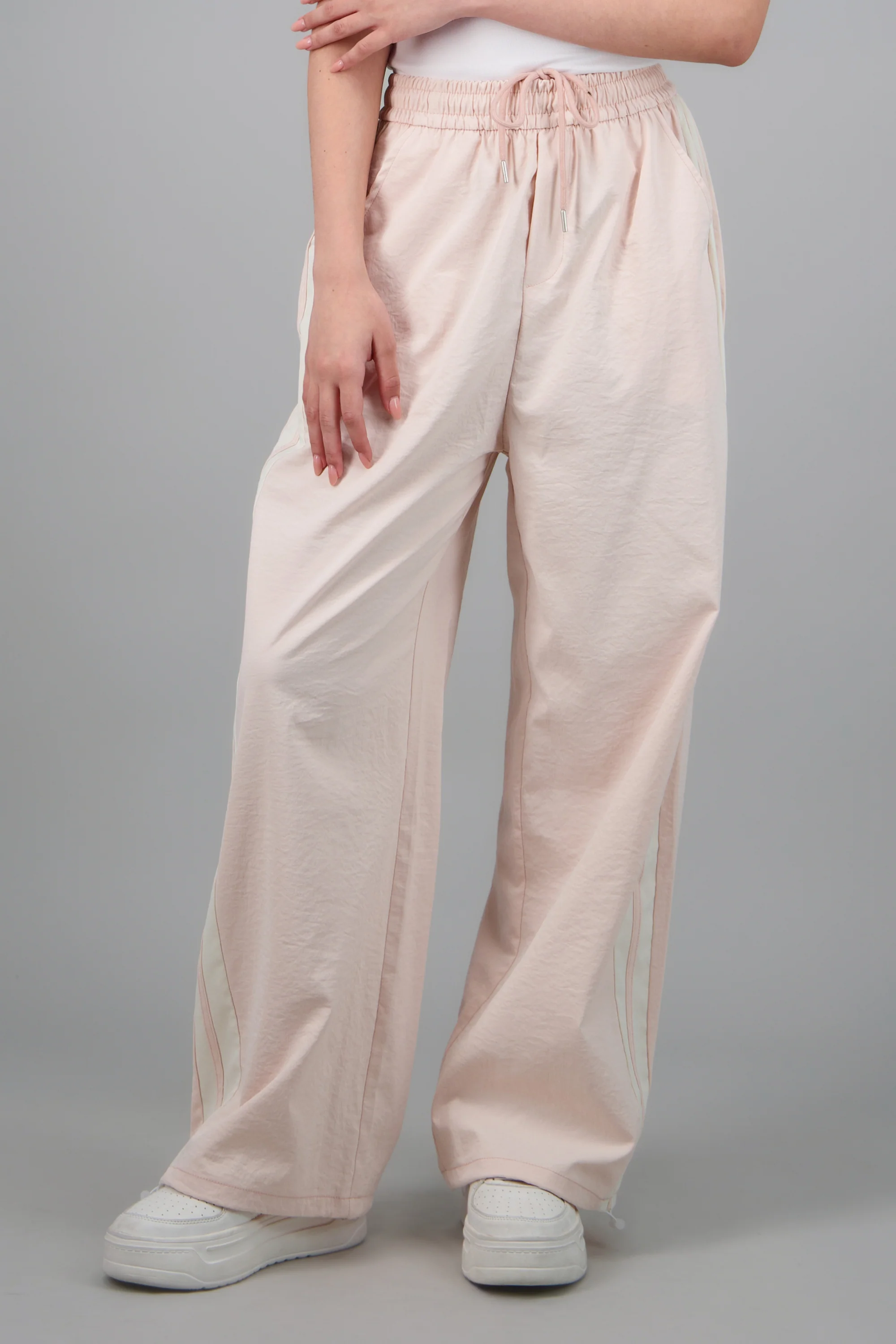 Pantalon rayas en costados - Image 5