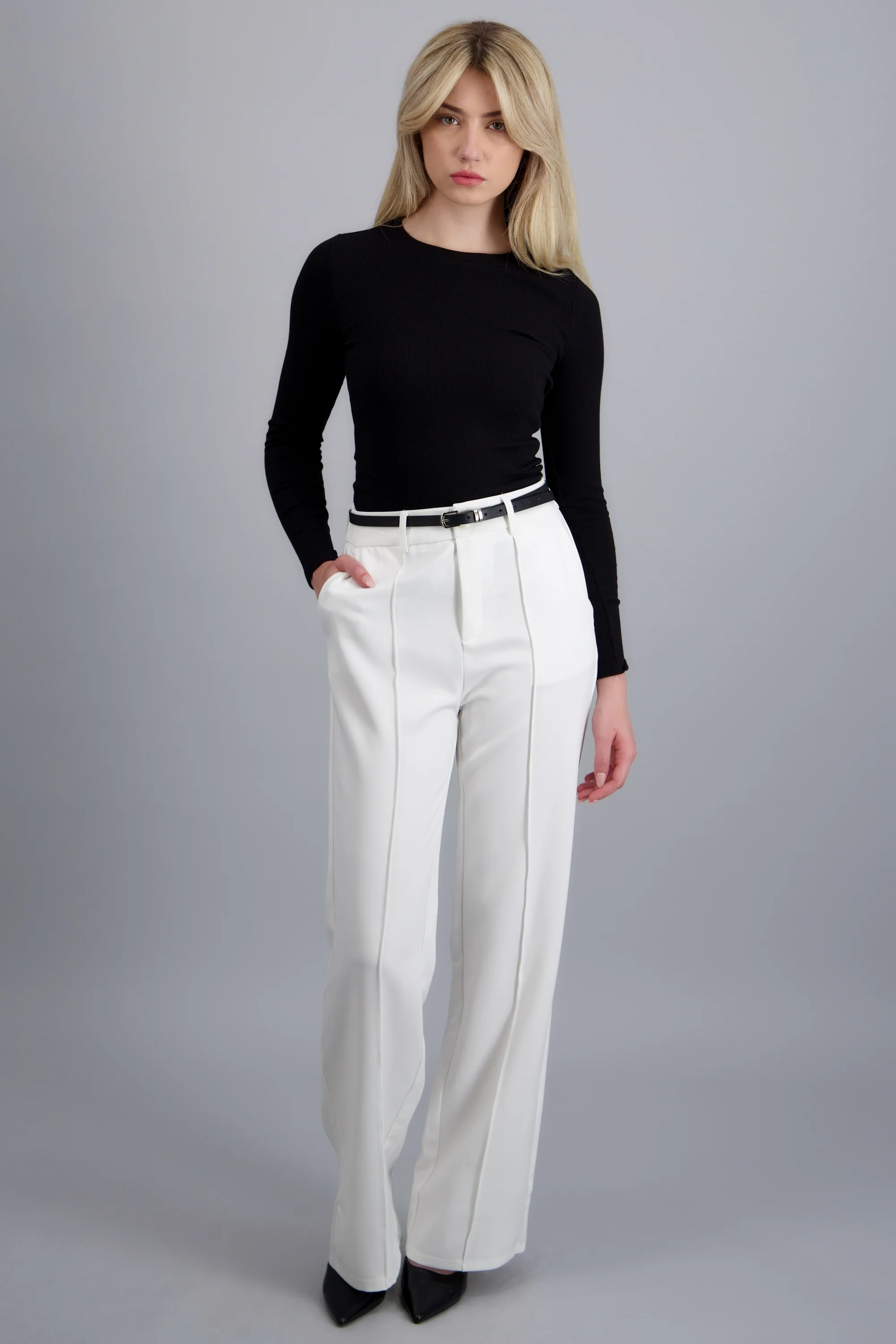 Pantalon recto con cinturon - Image 2