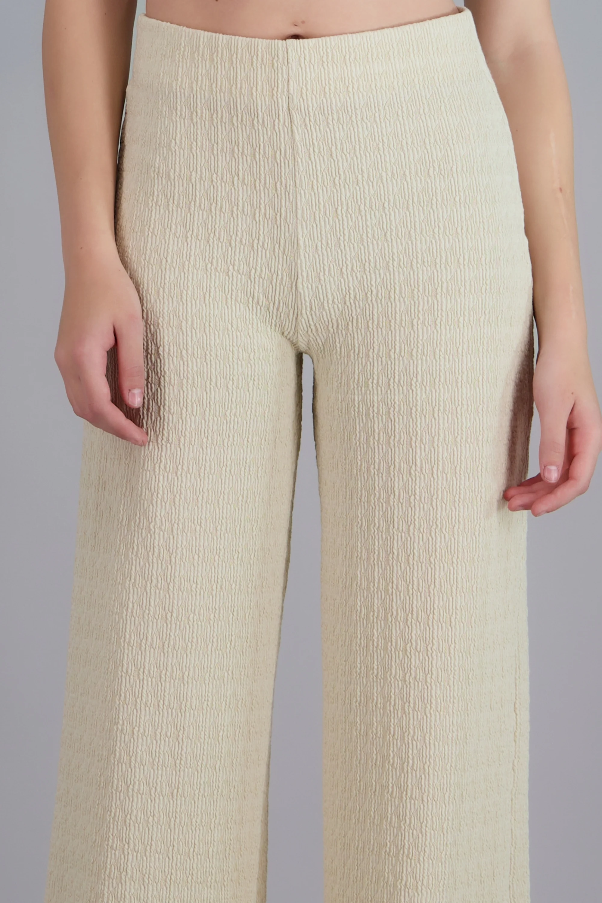 Pantalon recto detalle textura - Image 5