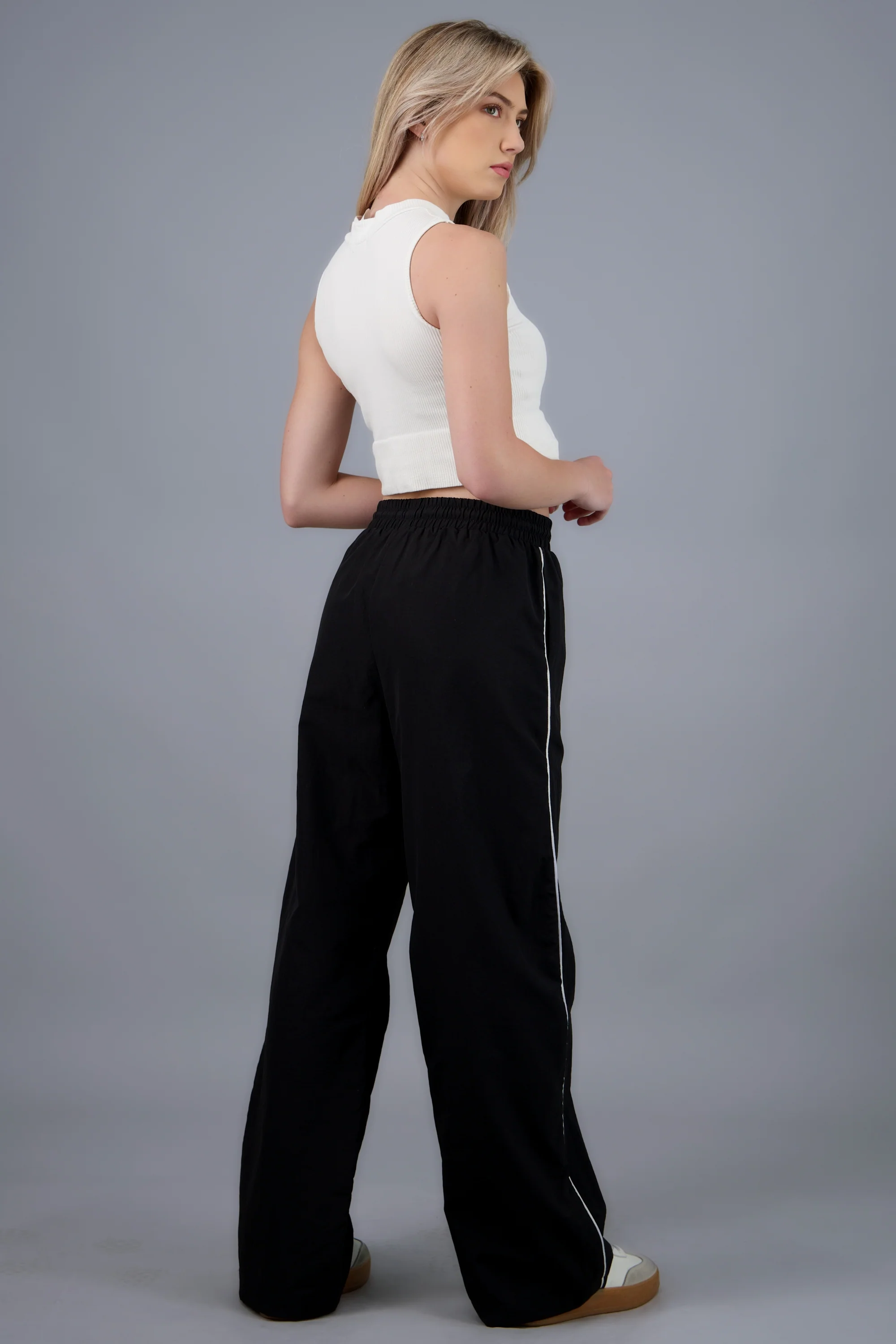 Pantalon wide leg detalle contraste - Image 4