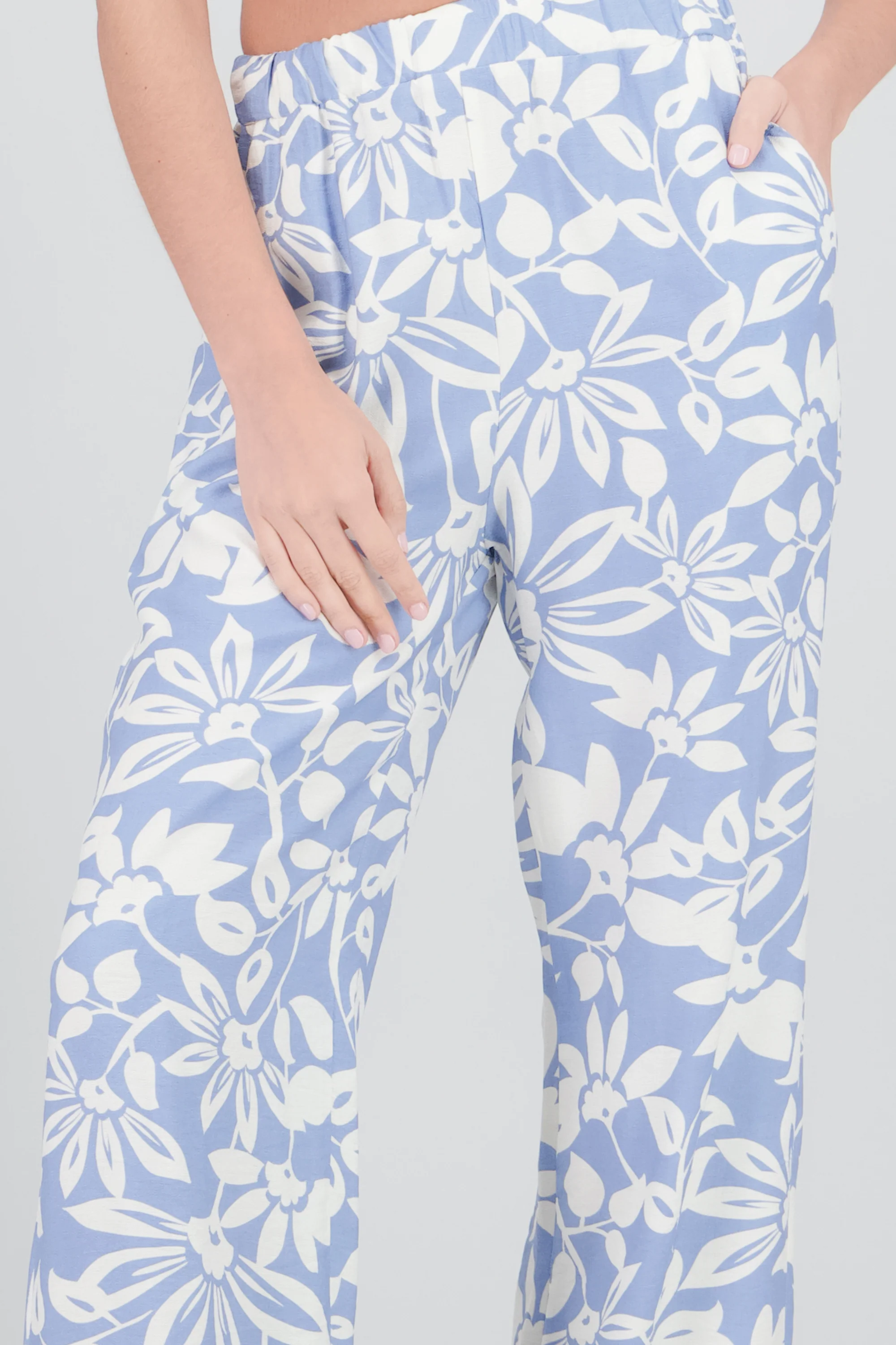 Pantalon wide leg estampado flores - Image 5