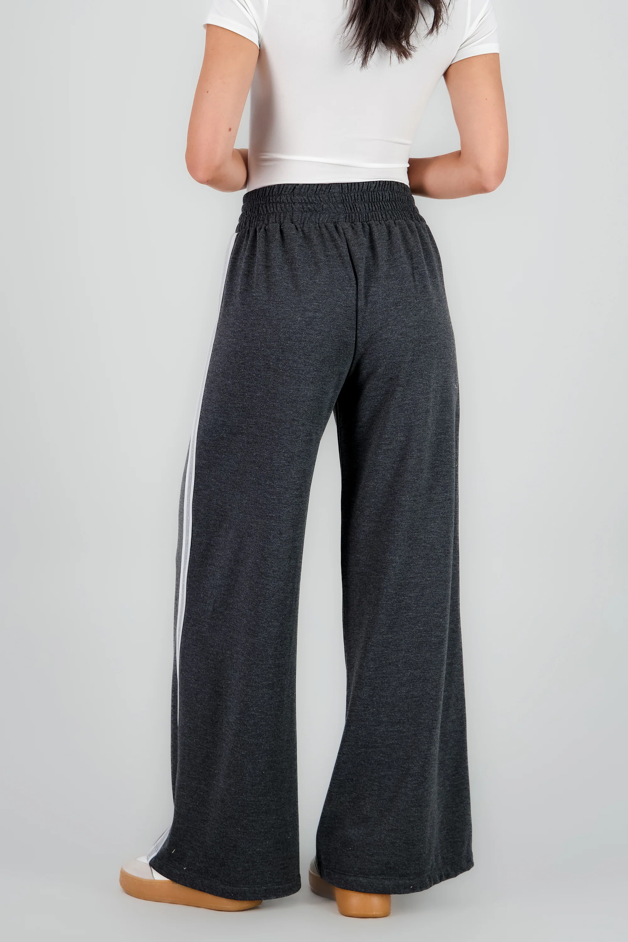 Pantalon wide leg resorte detalle rayas costado - Image 4
