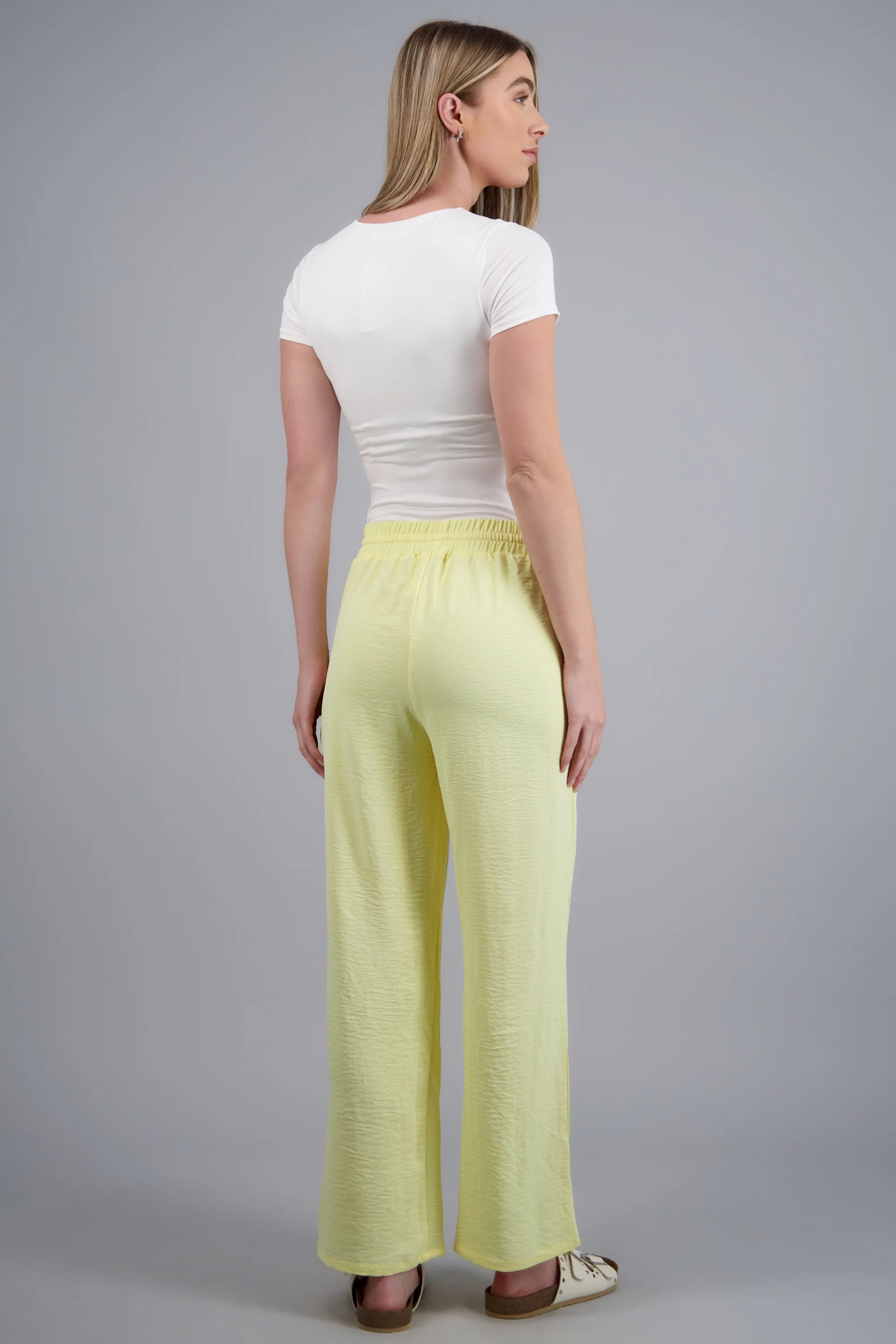 Pantalones lisos con jareta - Image 4
